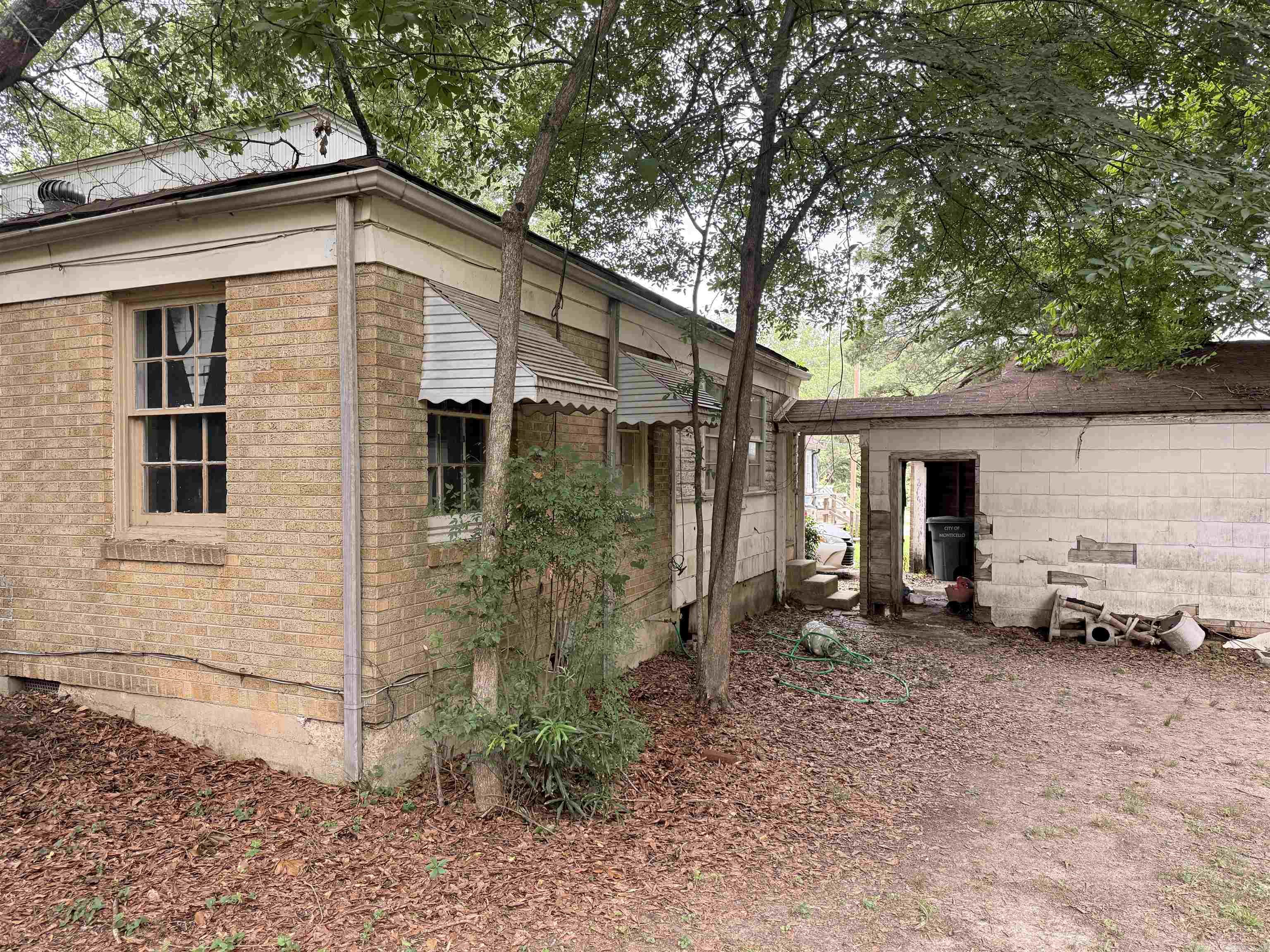 509 S Main  Monticello, AR