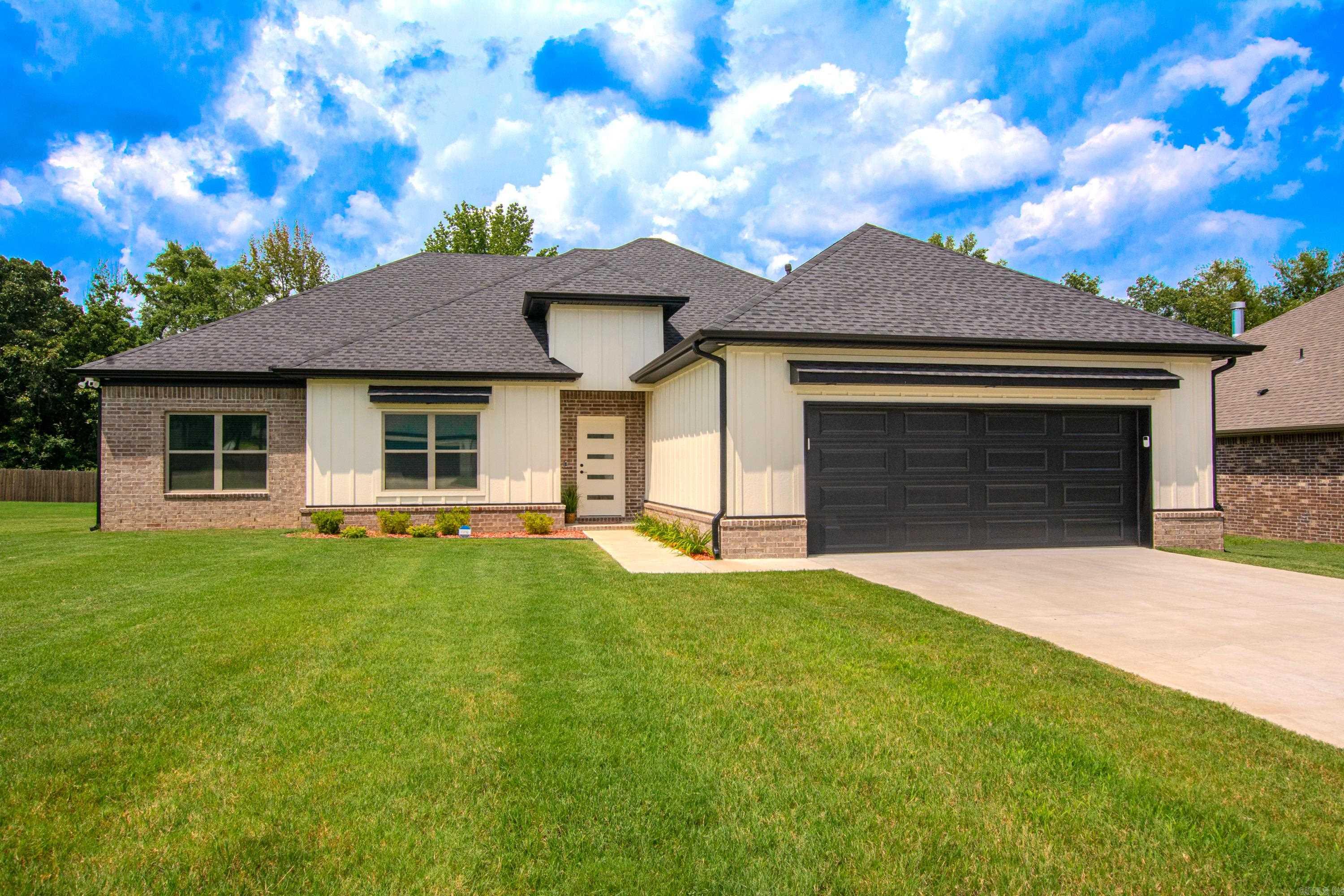 2301 E Maryland Ave  Sherwood, AR