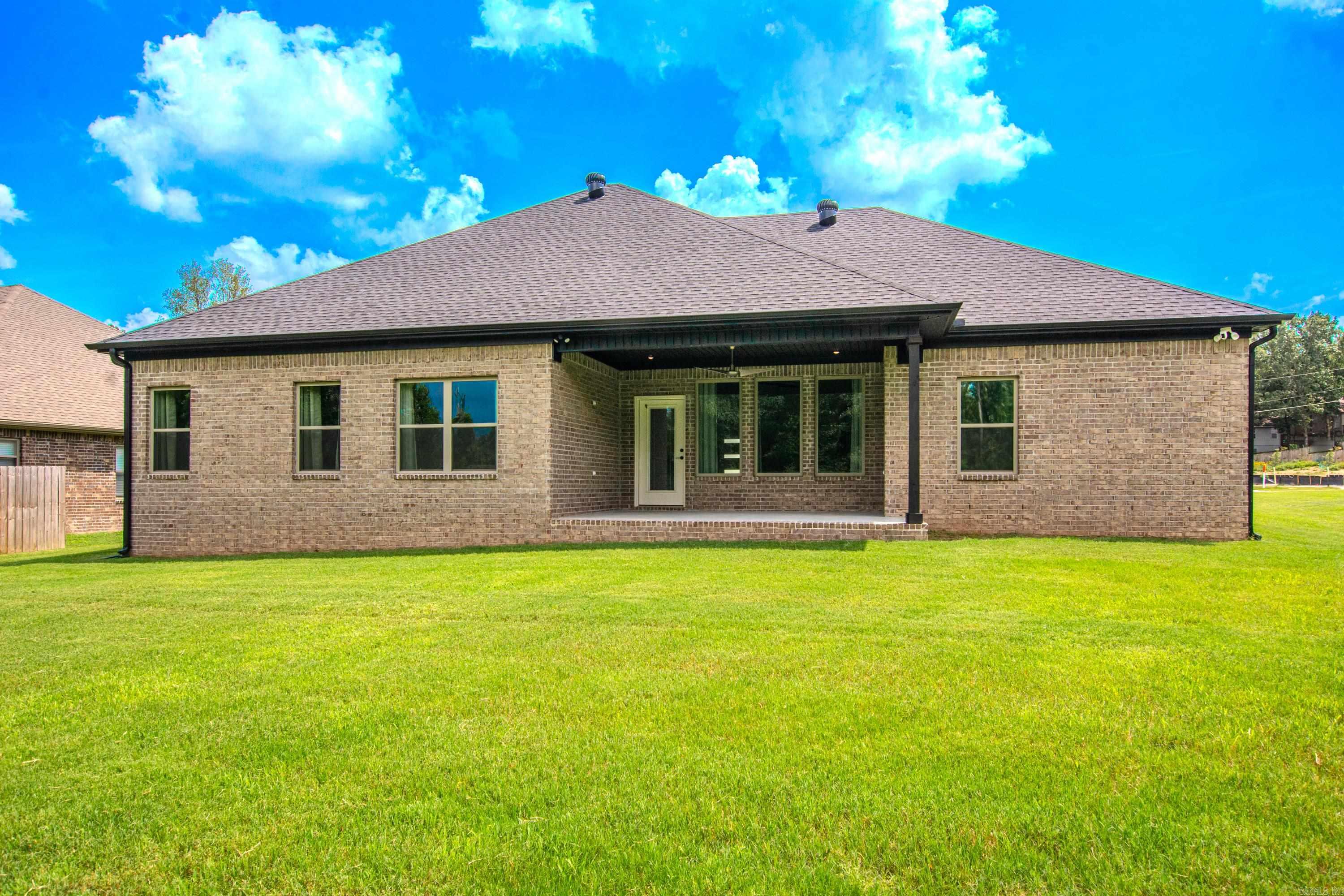 2301 E Maryland Ave  Sherwood, AR