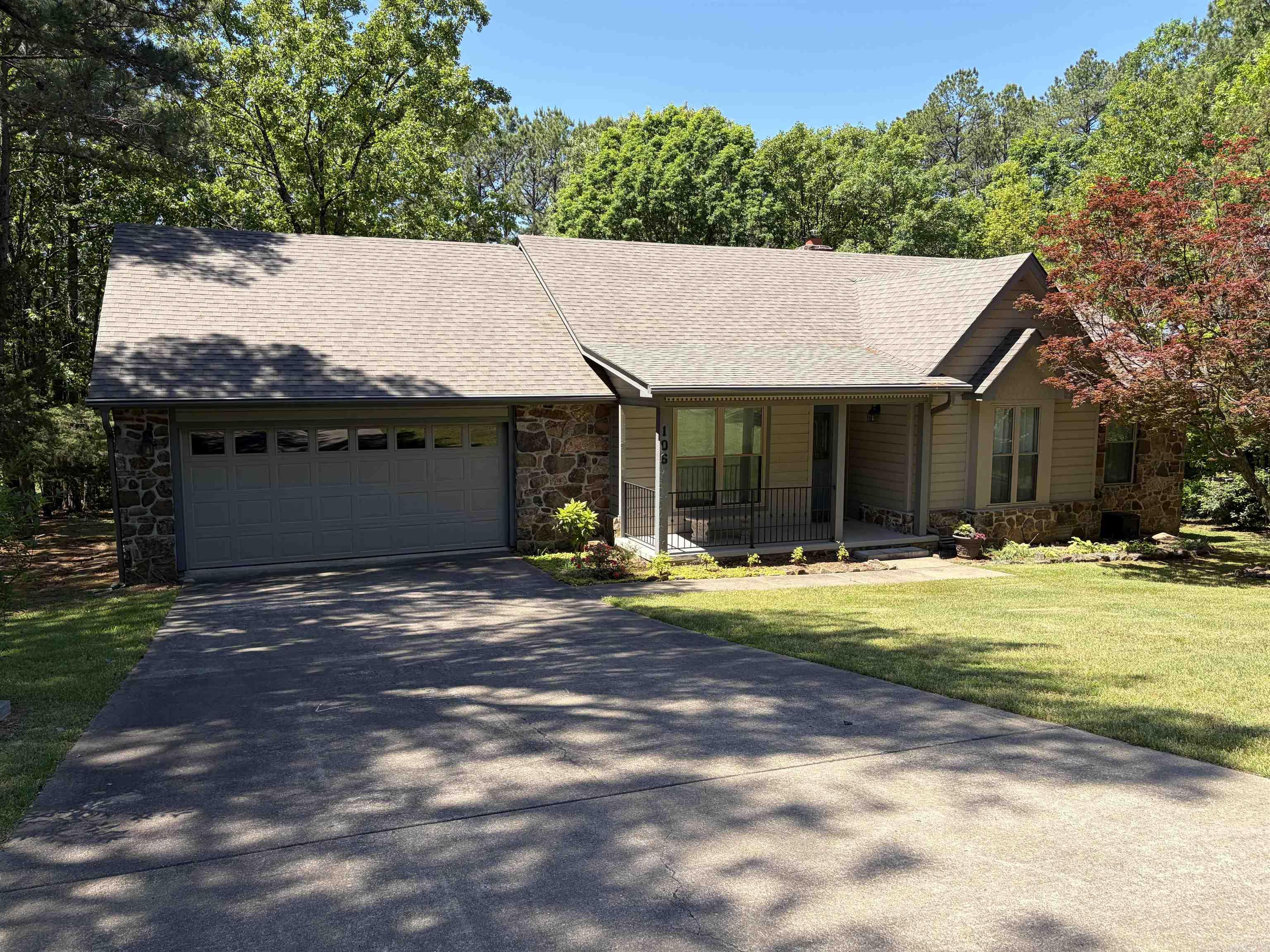 106 Stafford  Fairfield Bay, AR