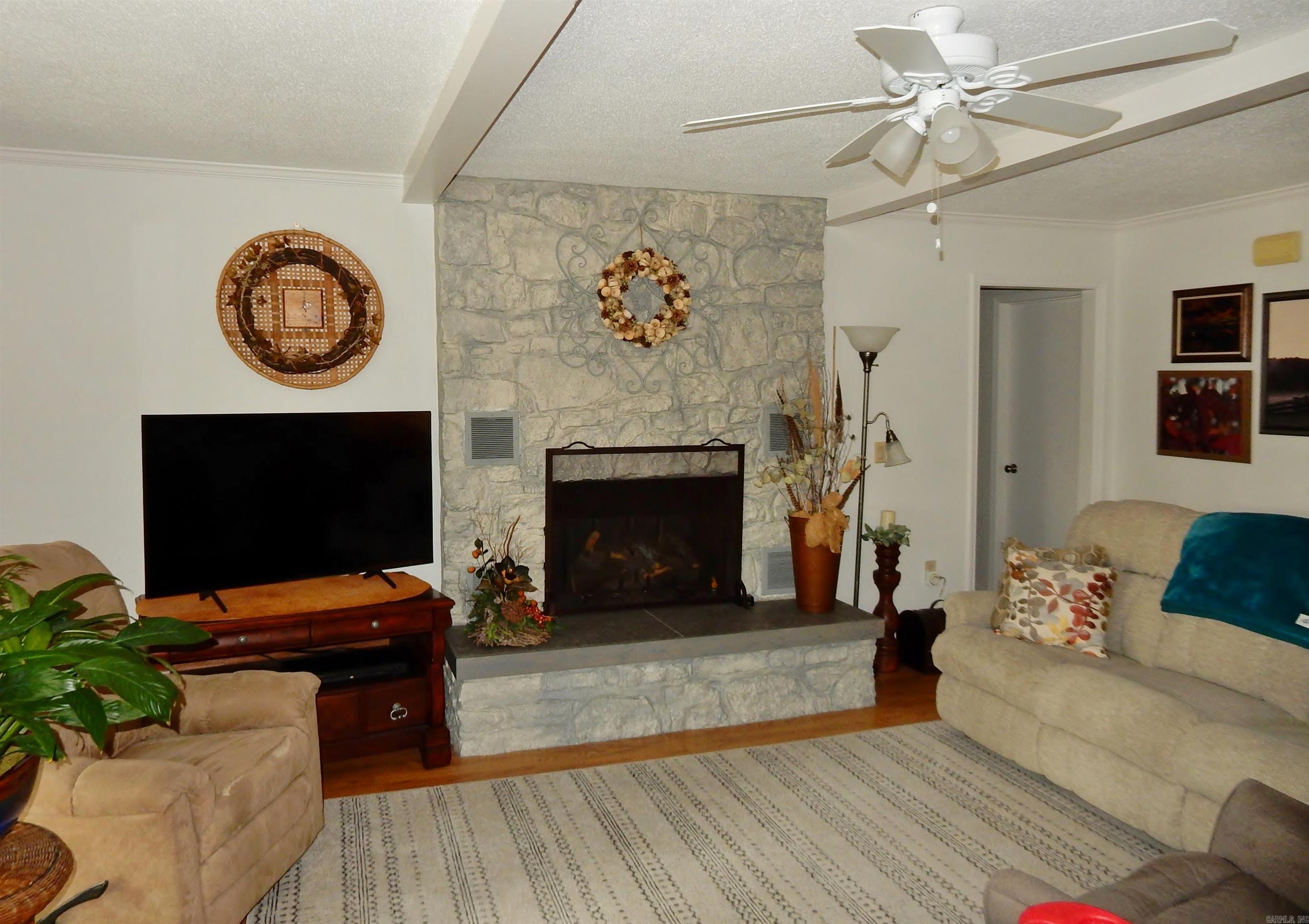 106 Stafford  Fairfield Bay, AR