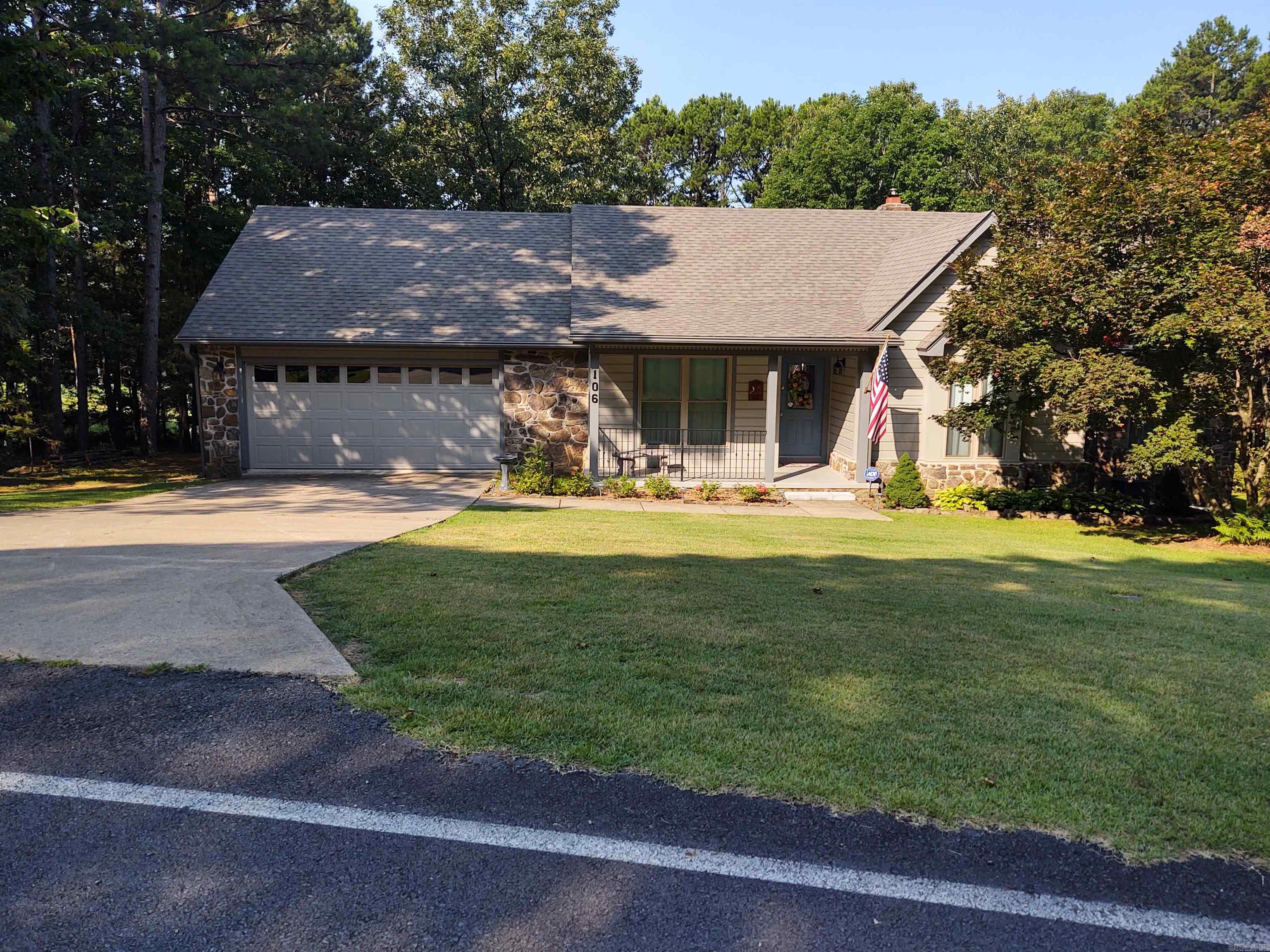 106 Stafford  Fairfield Bay, AR