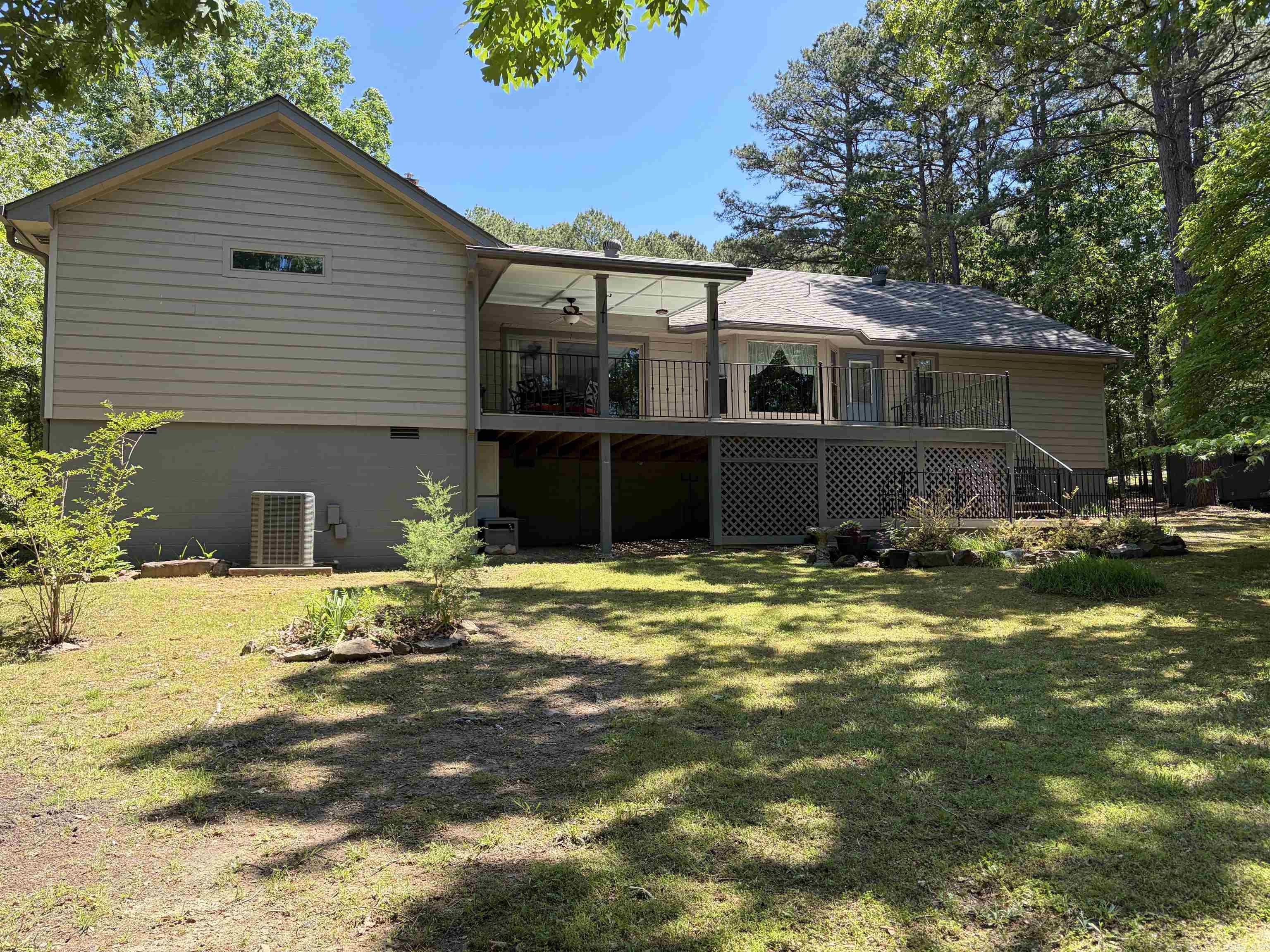 106 Stafford  Fairfield Bay, AR