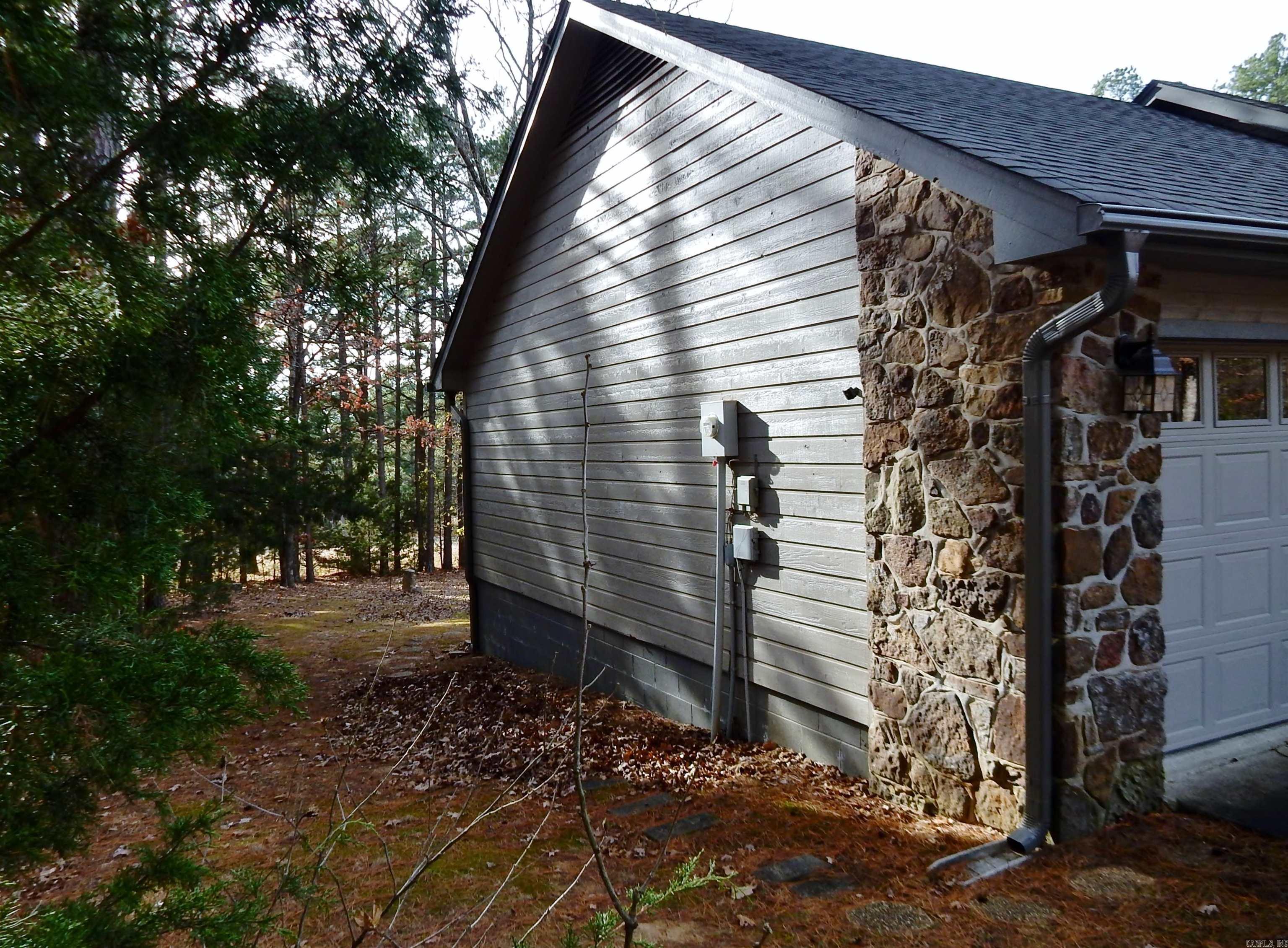 106 Stafford  Fairfield Bay, AR