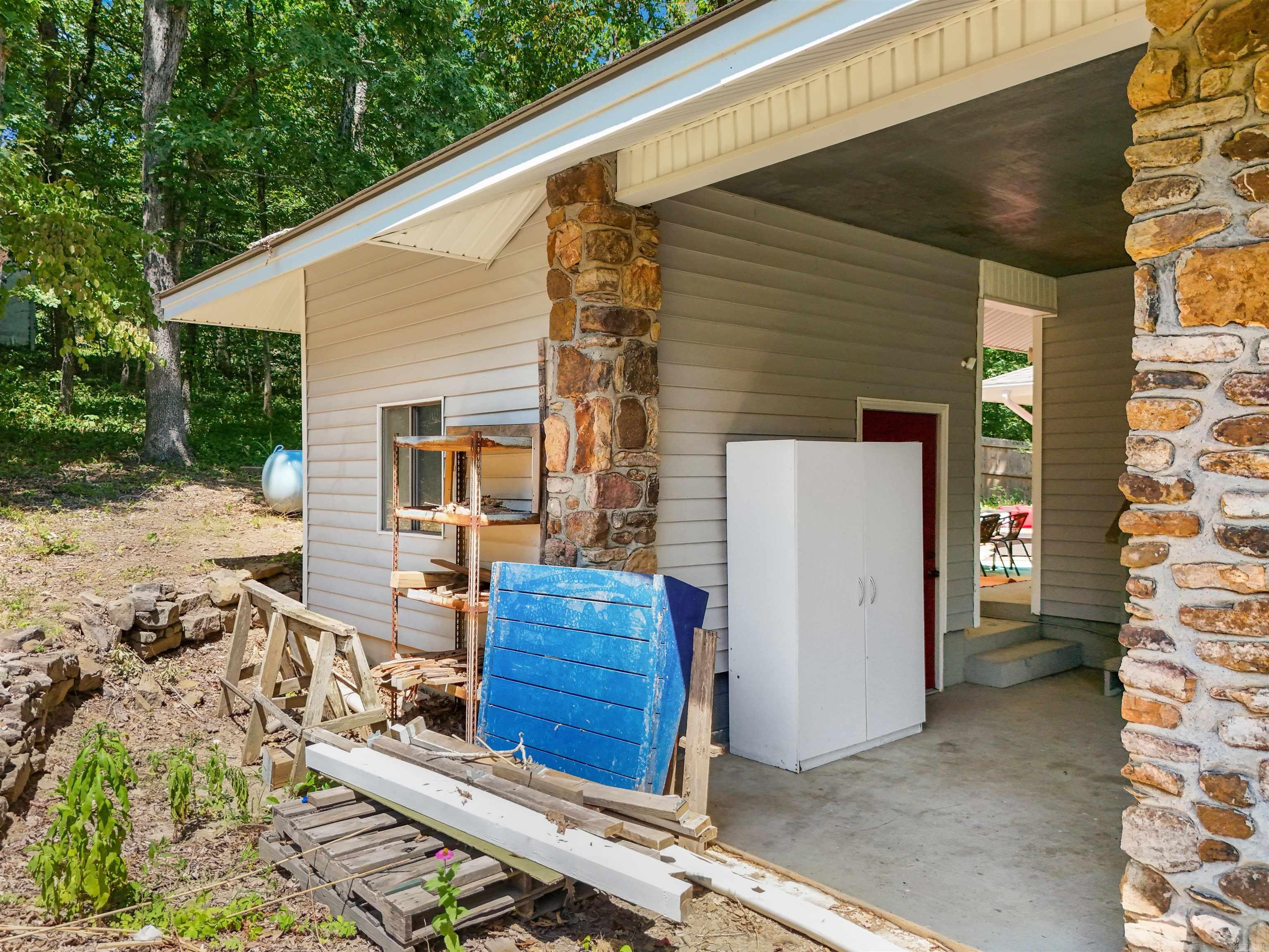 173 Pine Knot  Fairfield Bay, AR