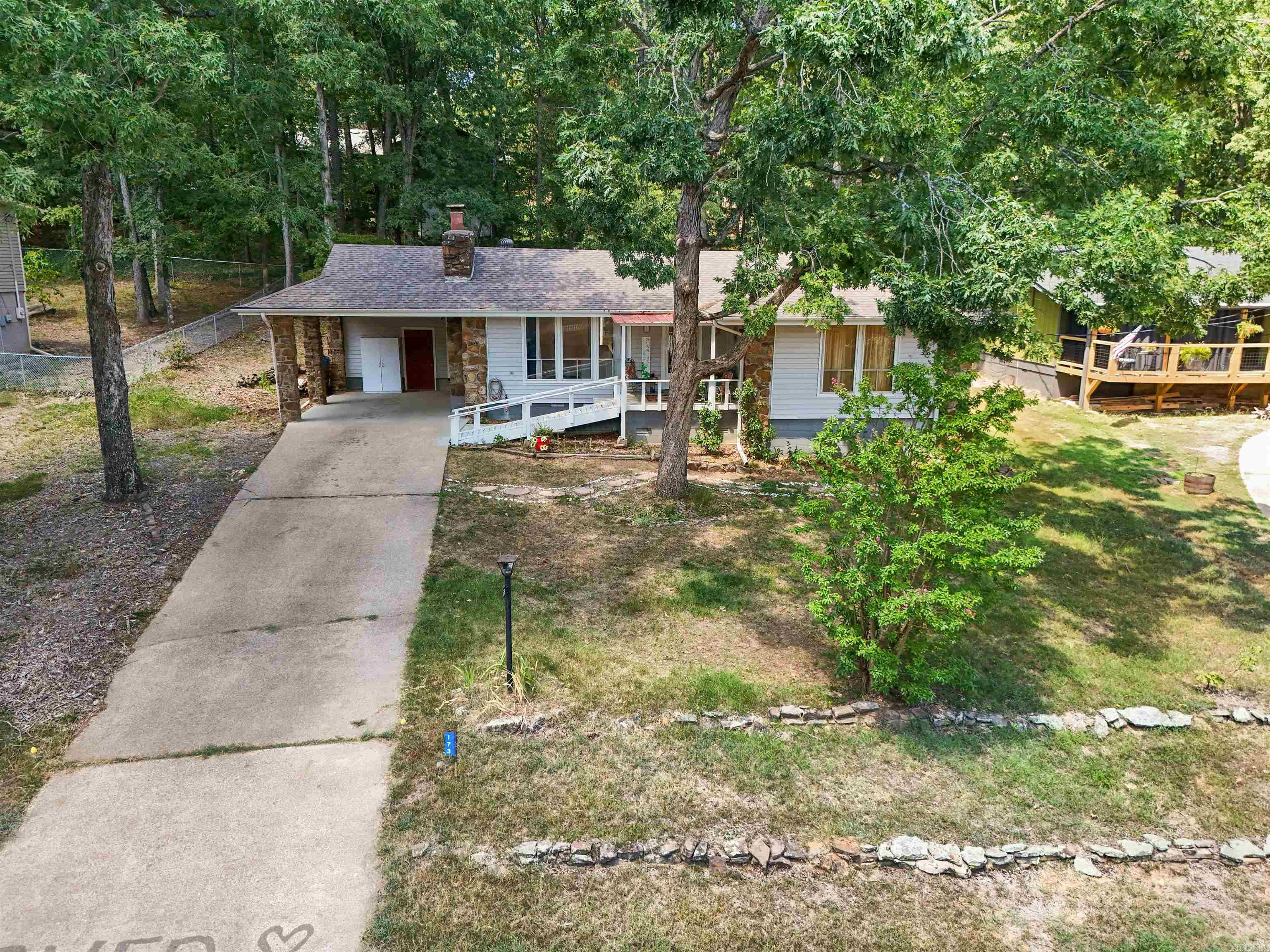 173 Pine Knot  Fairfield Bay, AR