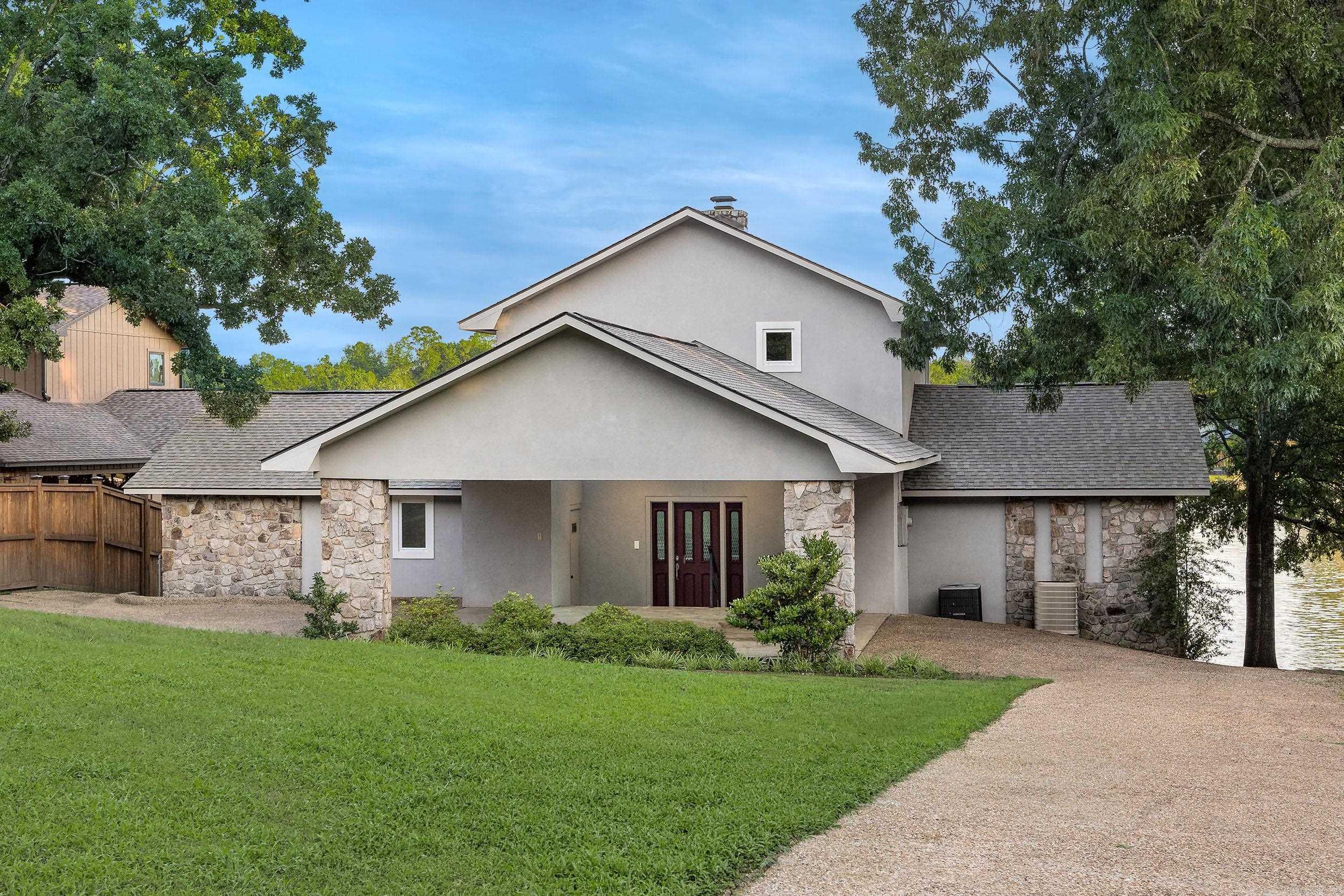 104 Stately  Hot Springs, AR
