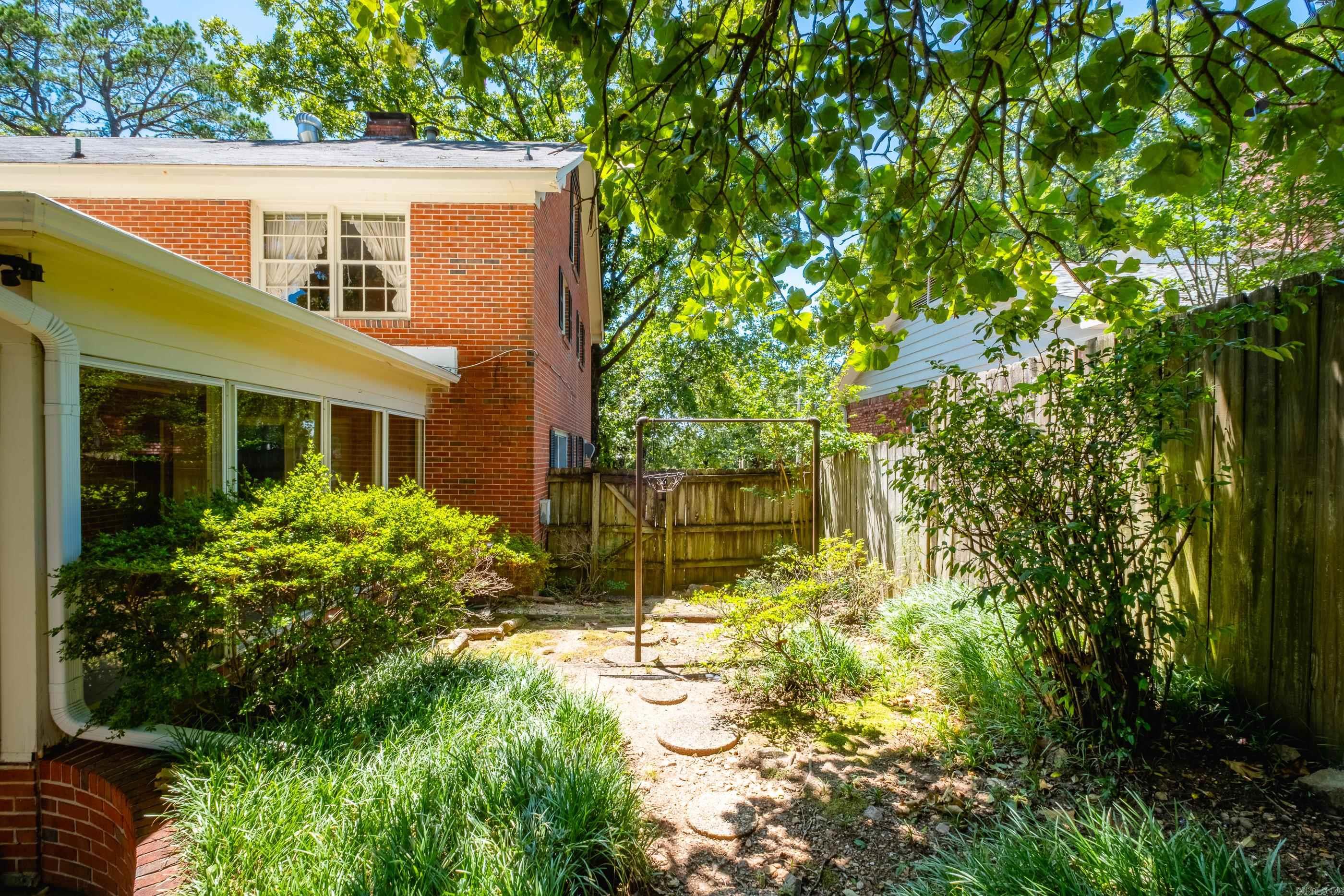 901 N Mississippi  Little Rock, AR
