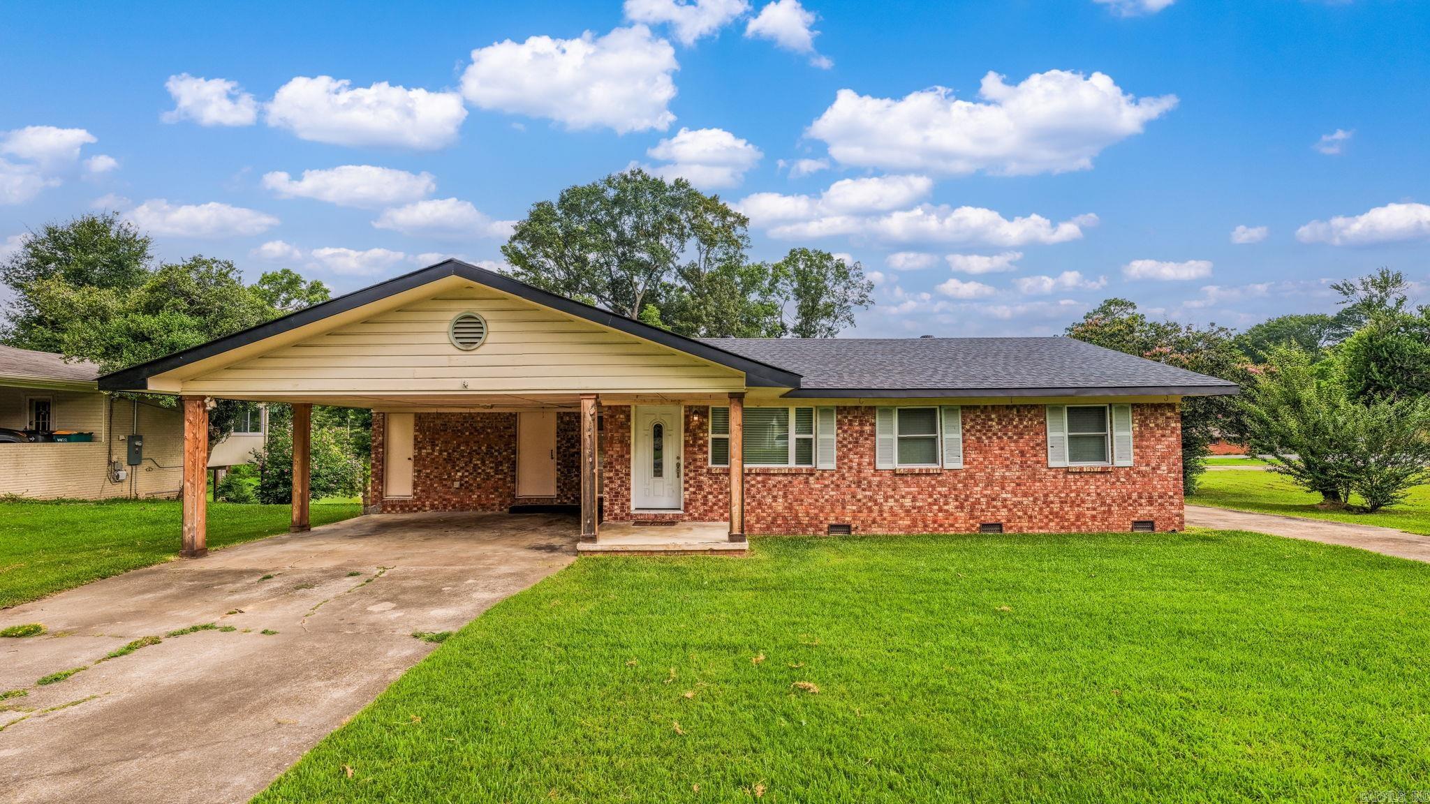 320 Indianhead  Sherwood, AR
