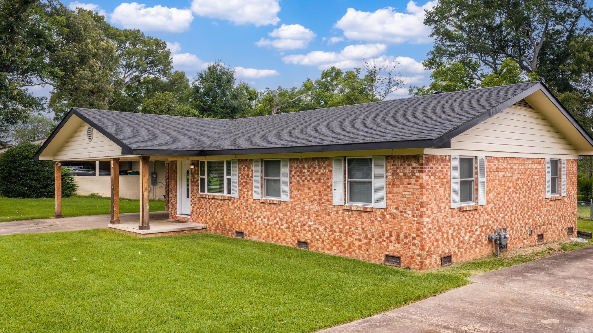 320 Indianhead  Sherwood, AR