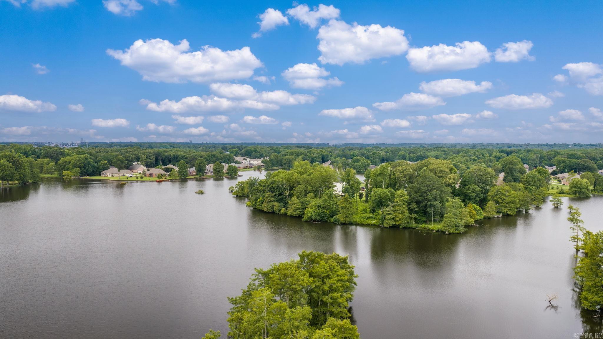 320 Indianhead  Sherwood, AR