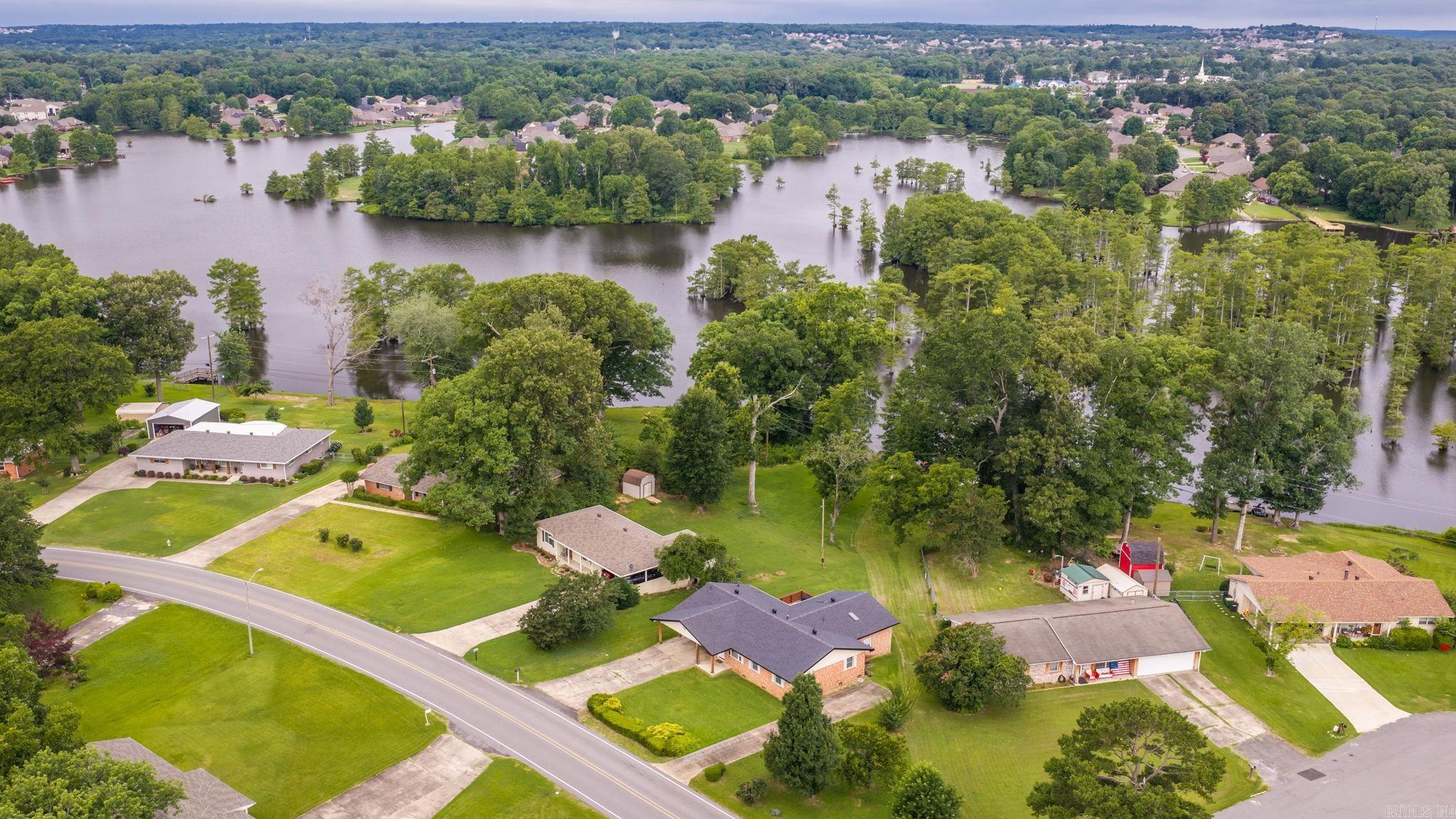320 Indianhead  Sherwood, AR