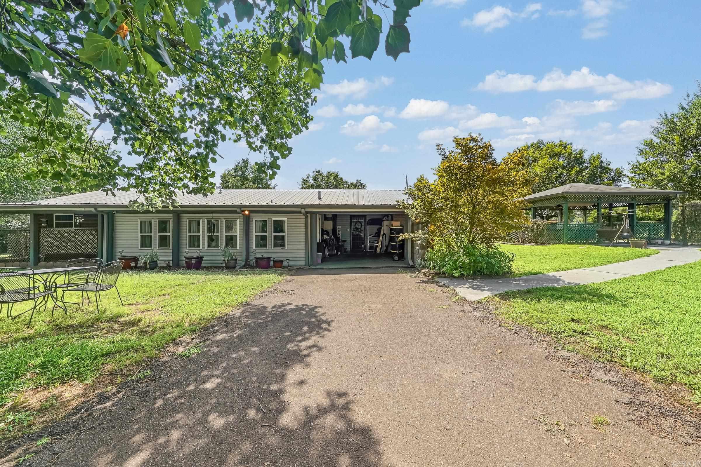 204 Isbell  Horatio, AR