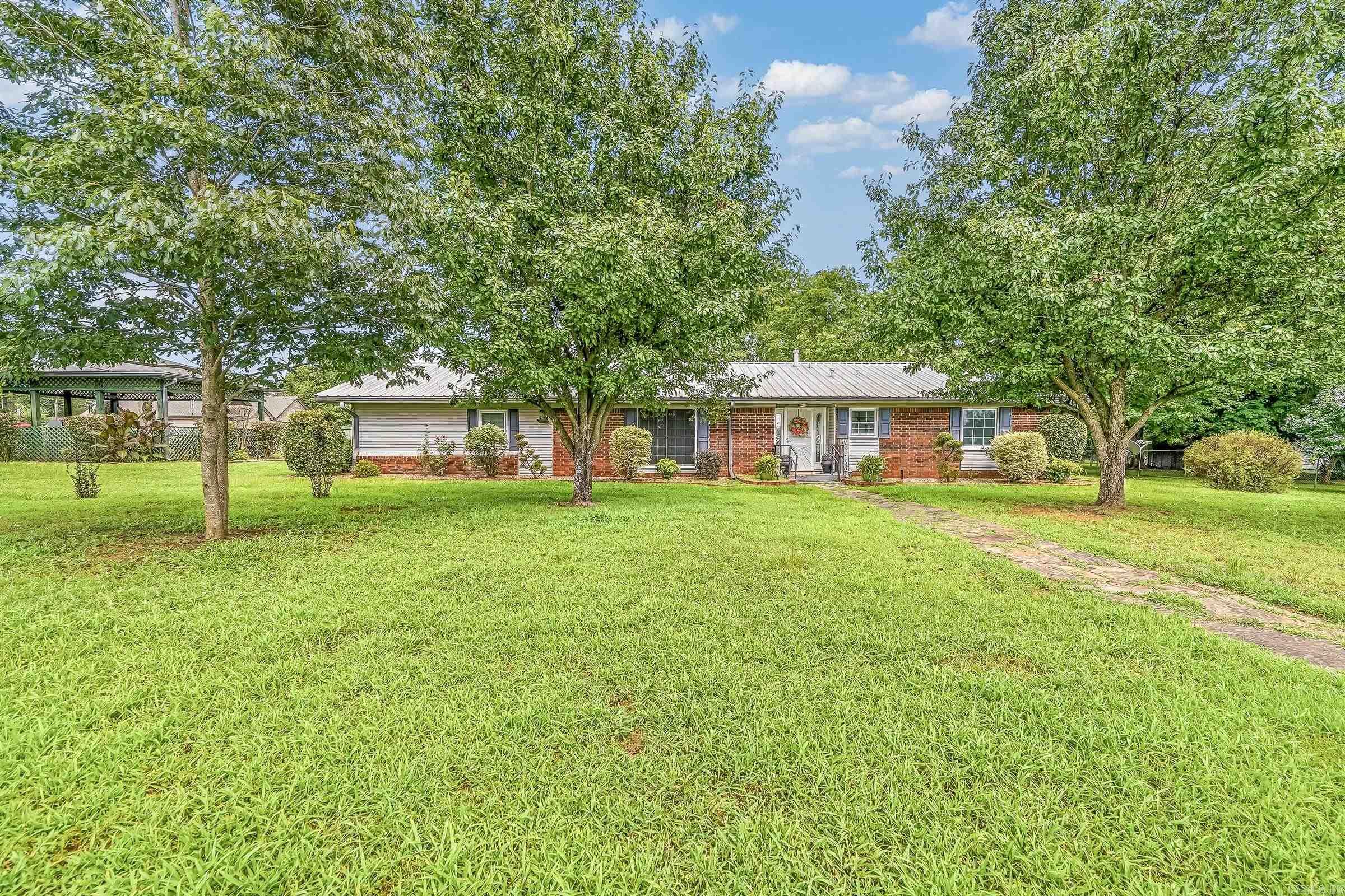 204 Isbell  Horatio, AR