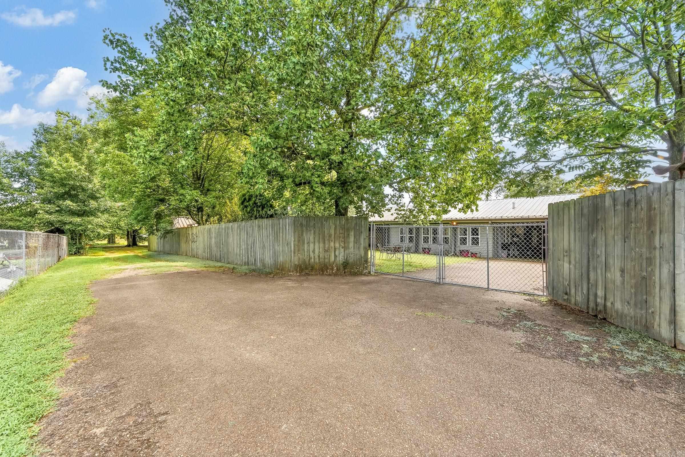 204 Isbell  Horatio, AR
