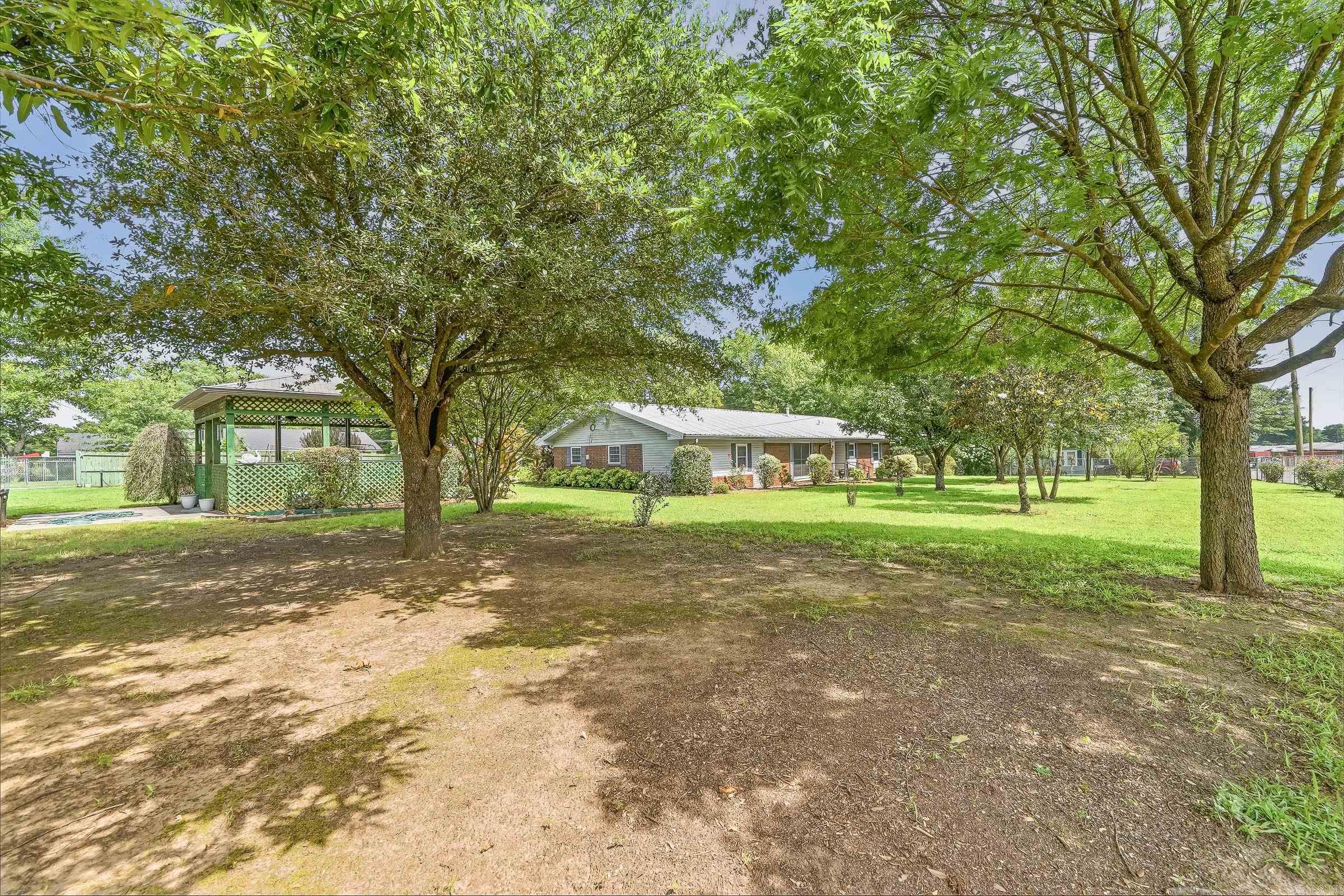 204 Isbell  Horatio, AR