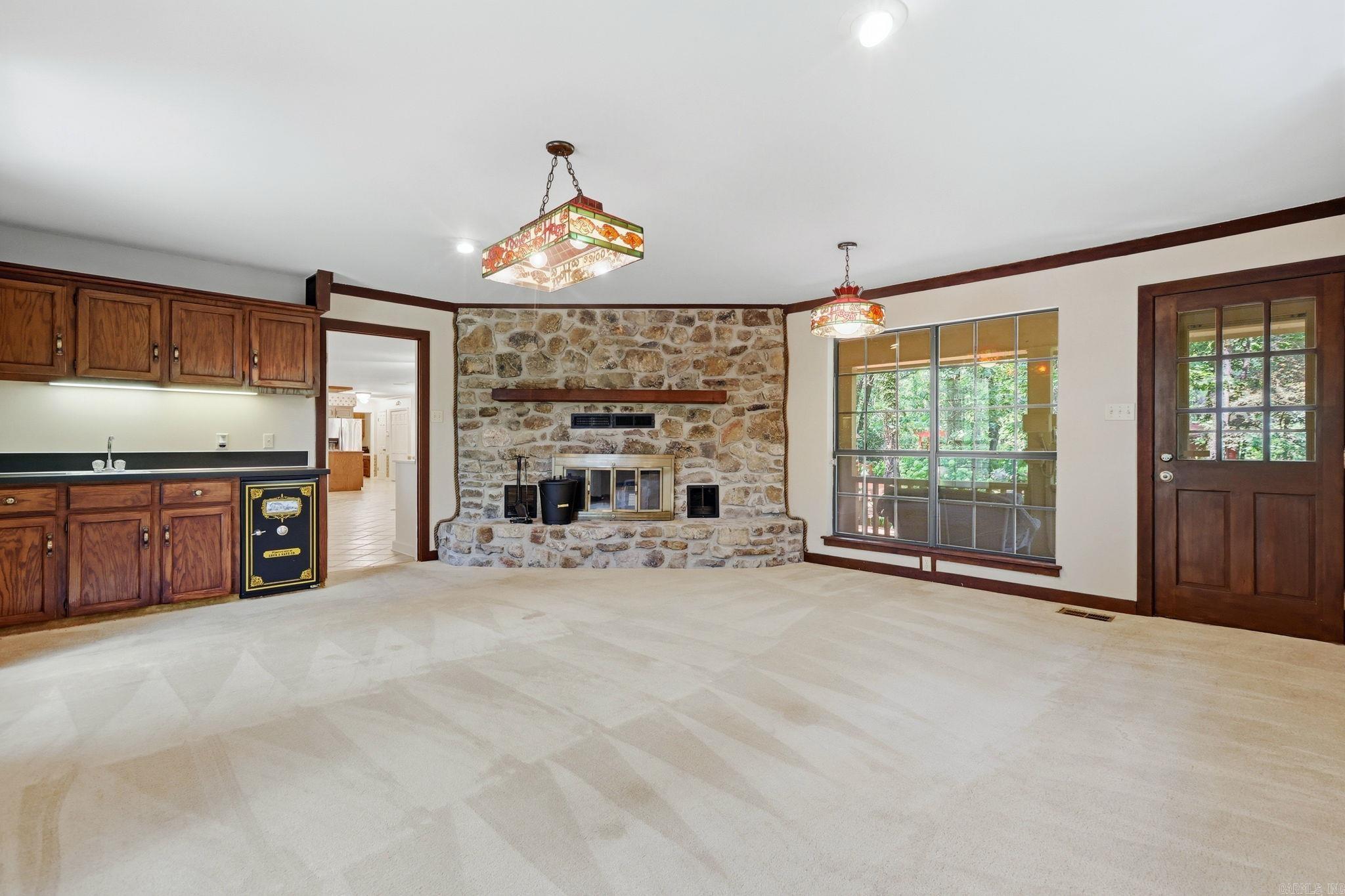 8 Woodsong  Roland, AR