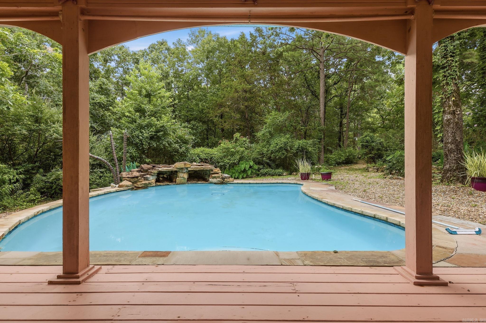 8 Woodsong  Roland, AR