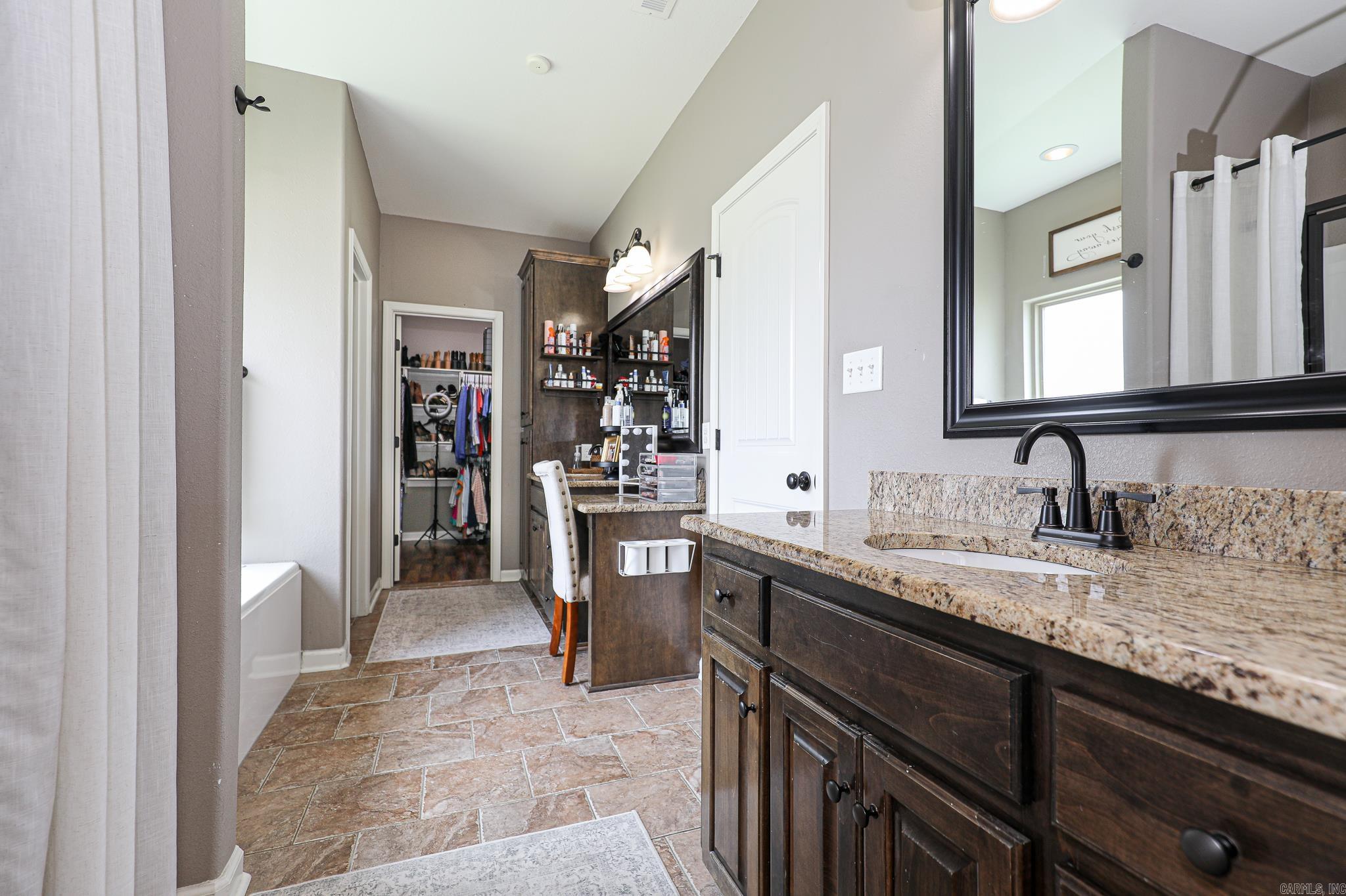 7073 Rolling Meadow Loop  Benton, AR
