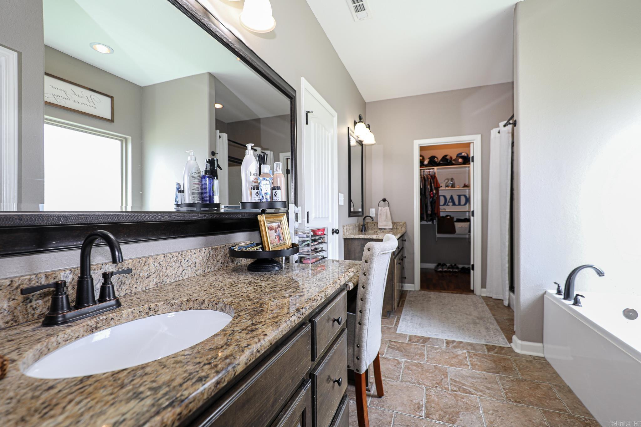 7073 Rolling Meadow Loop  Benton, AR