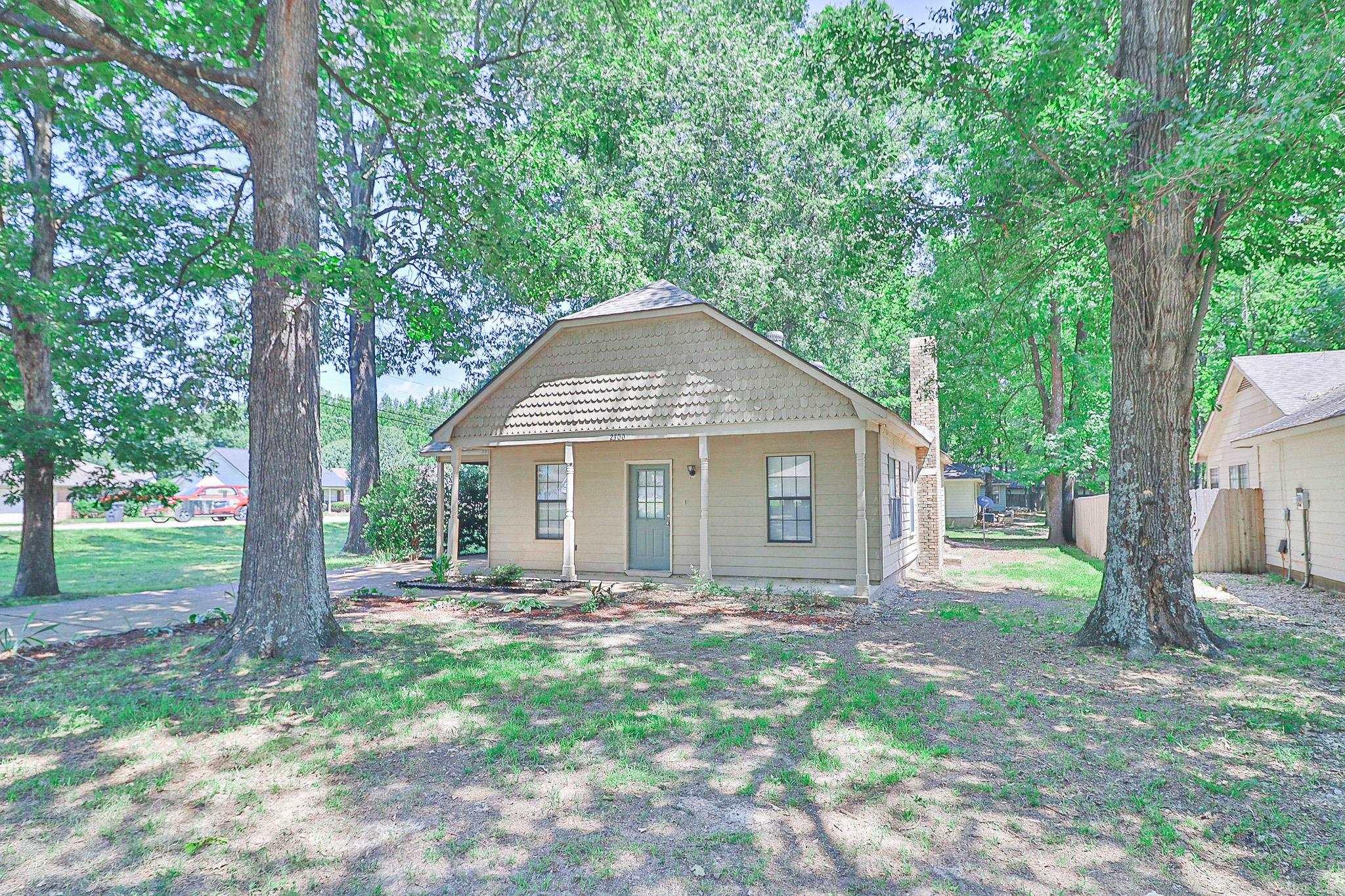 2300  Biltmore  Jonesboro, AR