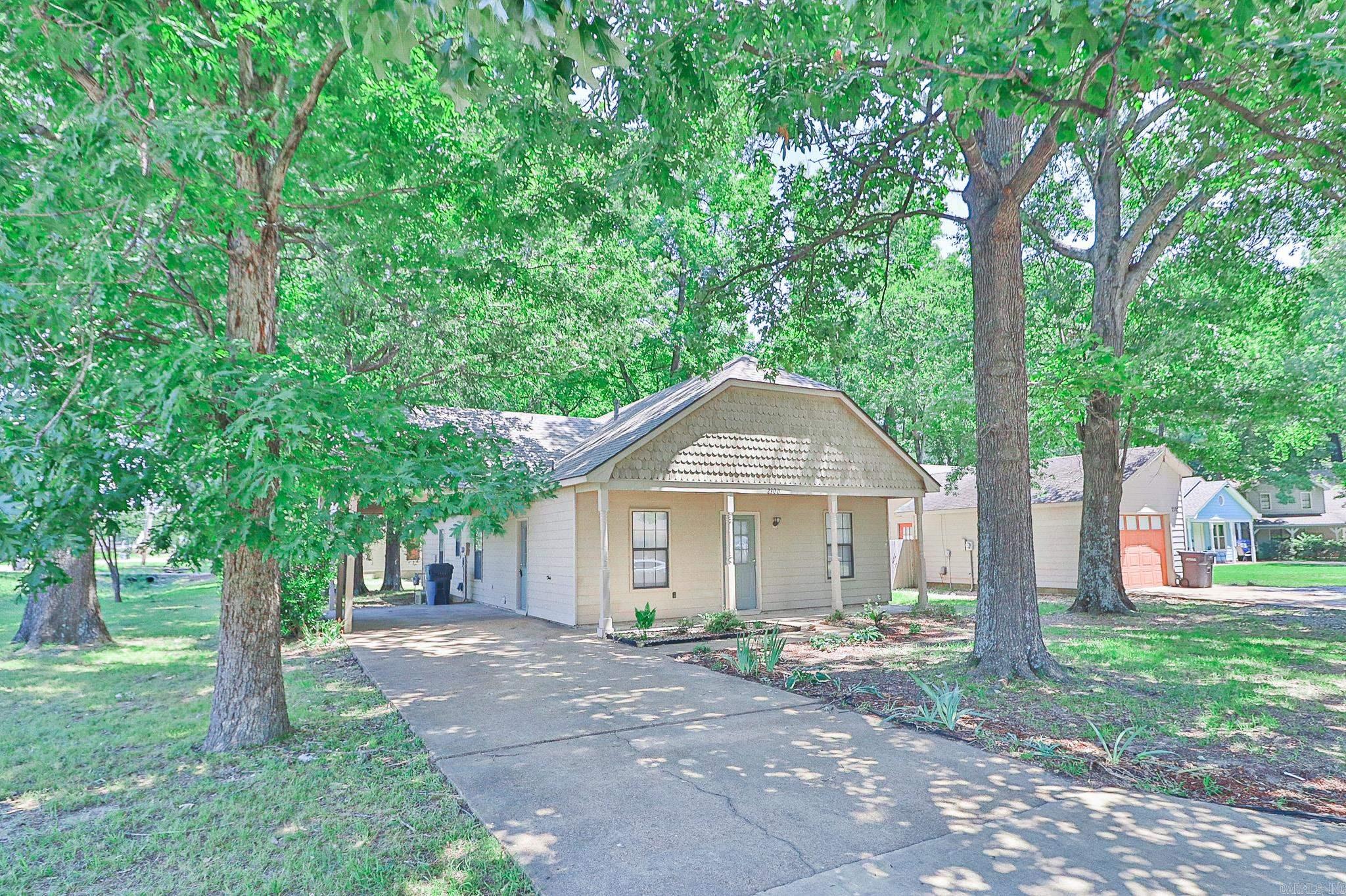 2300 Biltmore  Jonesboro, AR