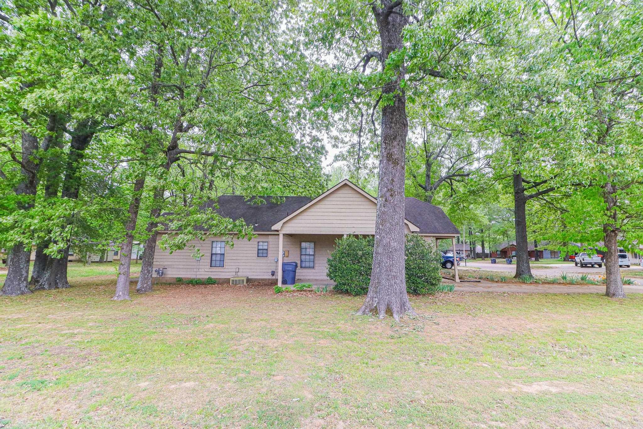 2300 Biltmore  Jonesboro, AR