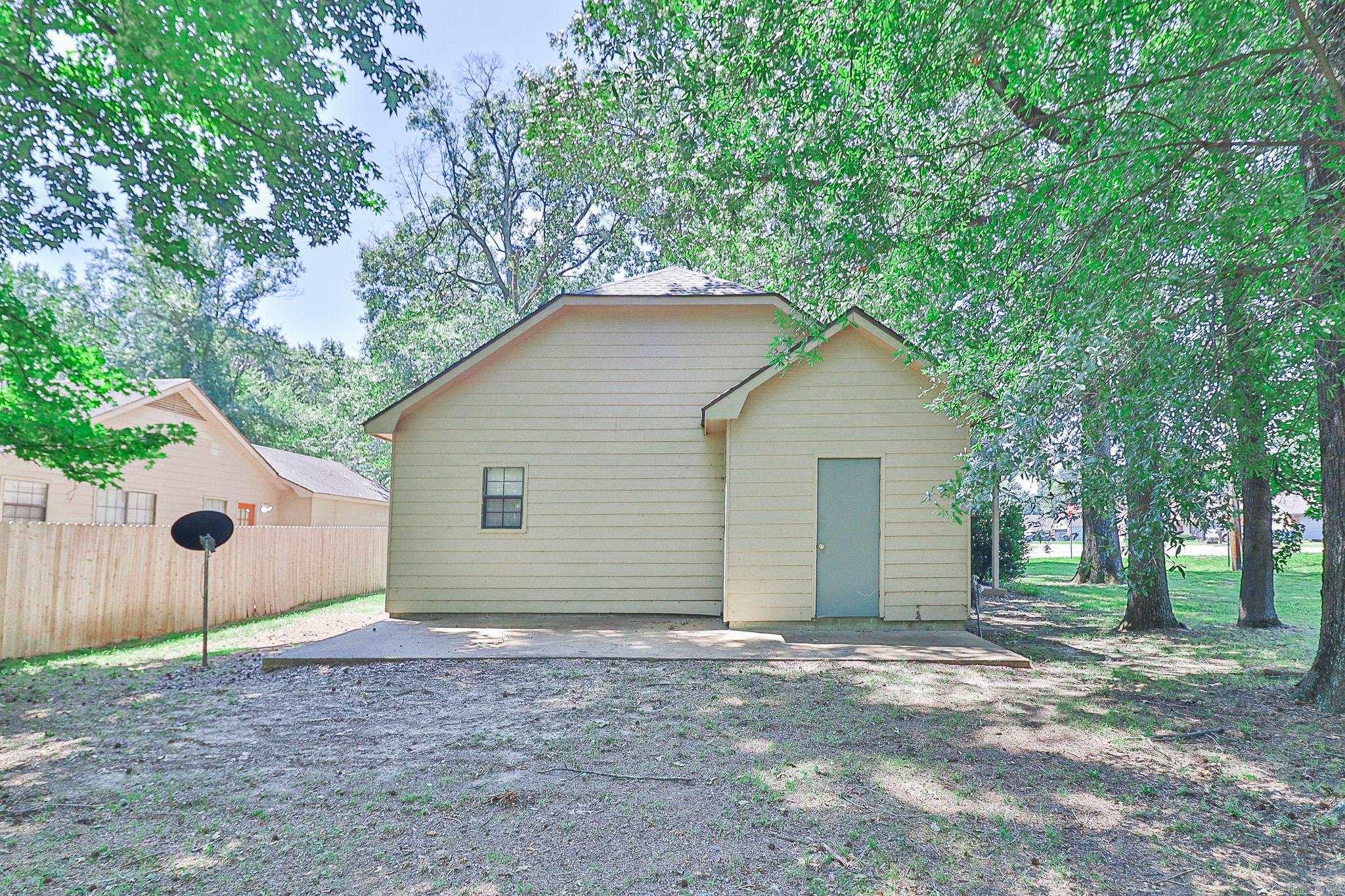 2300 Biltmore  Jonesboro, AR