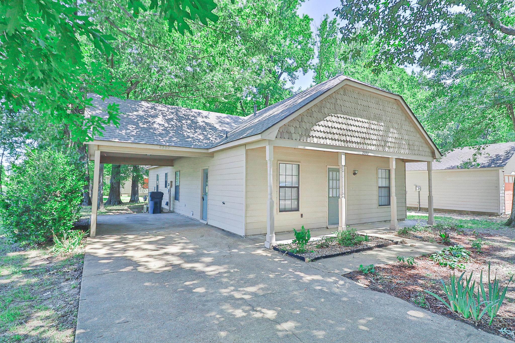 2300 Biltmore  Jonesboro, AR