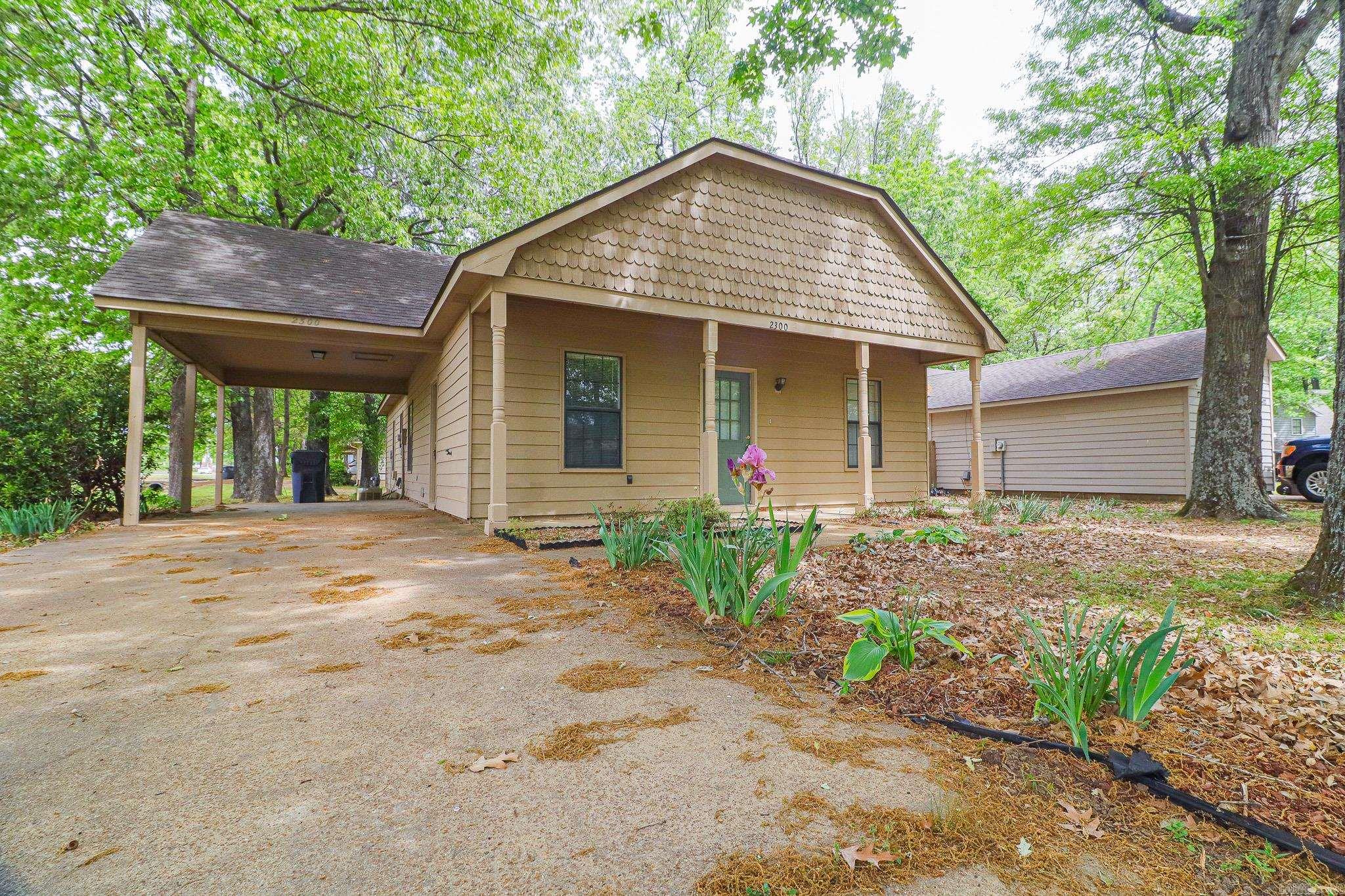 2300 Biltmore  Jonesboro, AR
