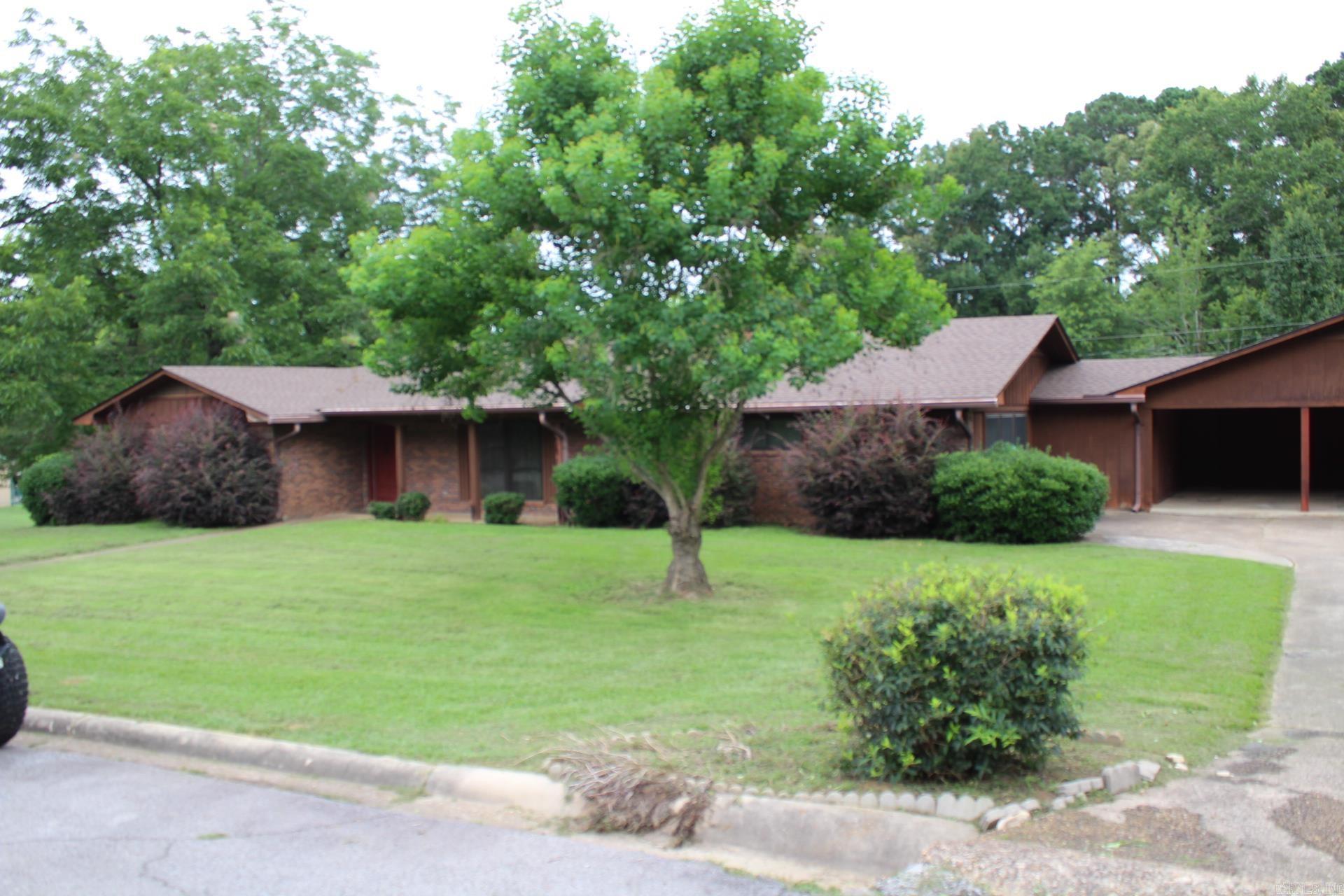 1407 Wildwood  Nashville, AR