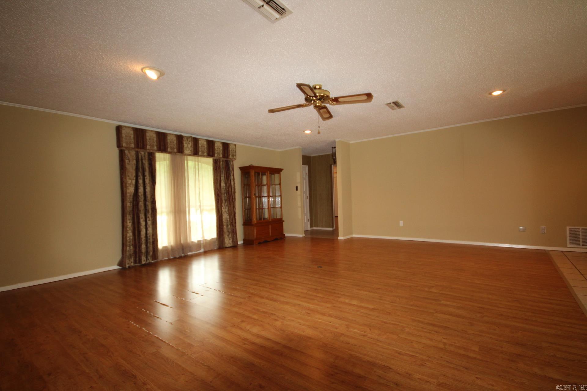 1407 Wildwood  Nashville, AR