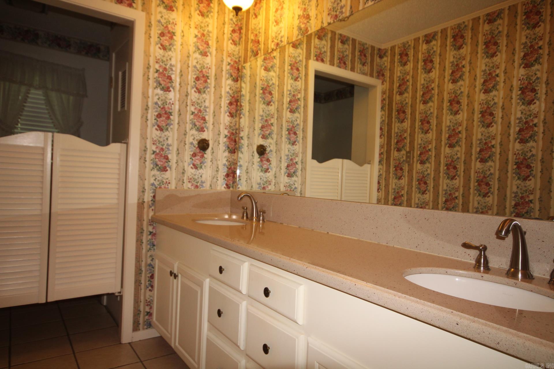 1407 Wildwood  Nashville, AR