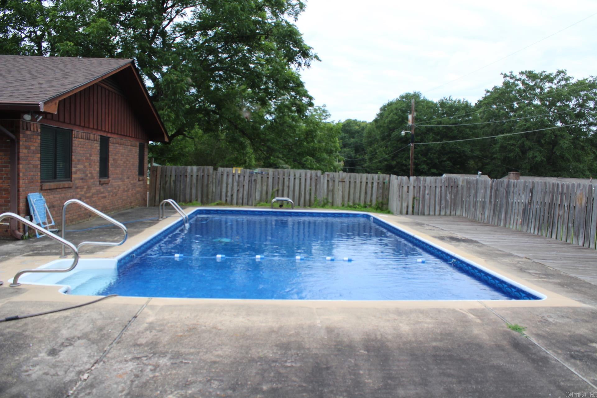 1407 Wildwood  Nashville, AR