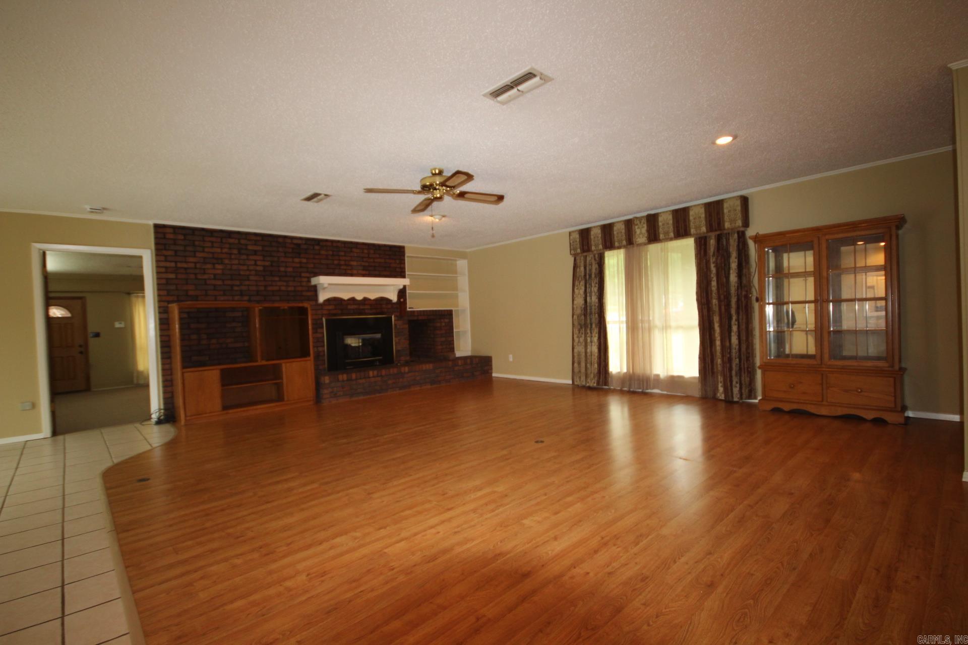 1407 Wildwood  Nashville, AR
