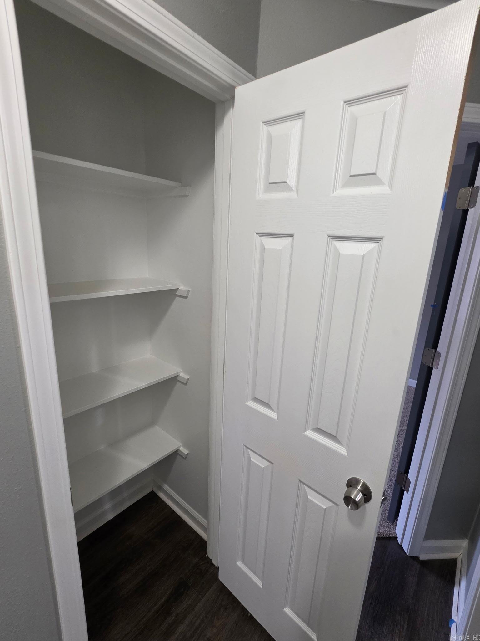 1555 hathaway  Conway, AR