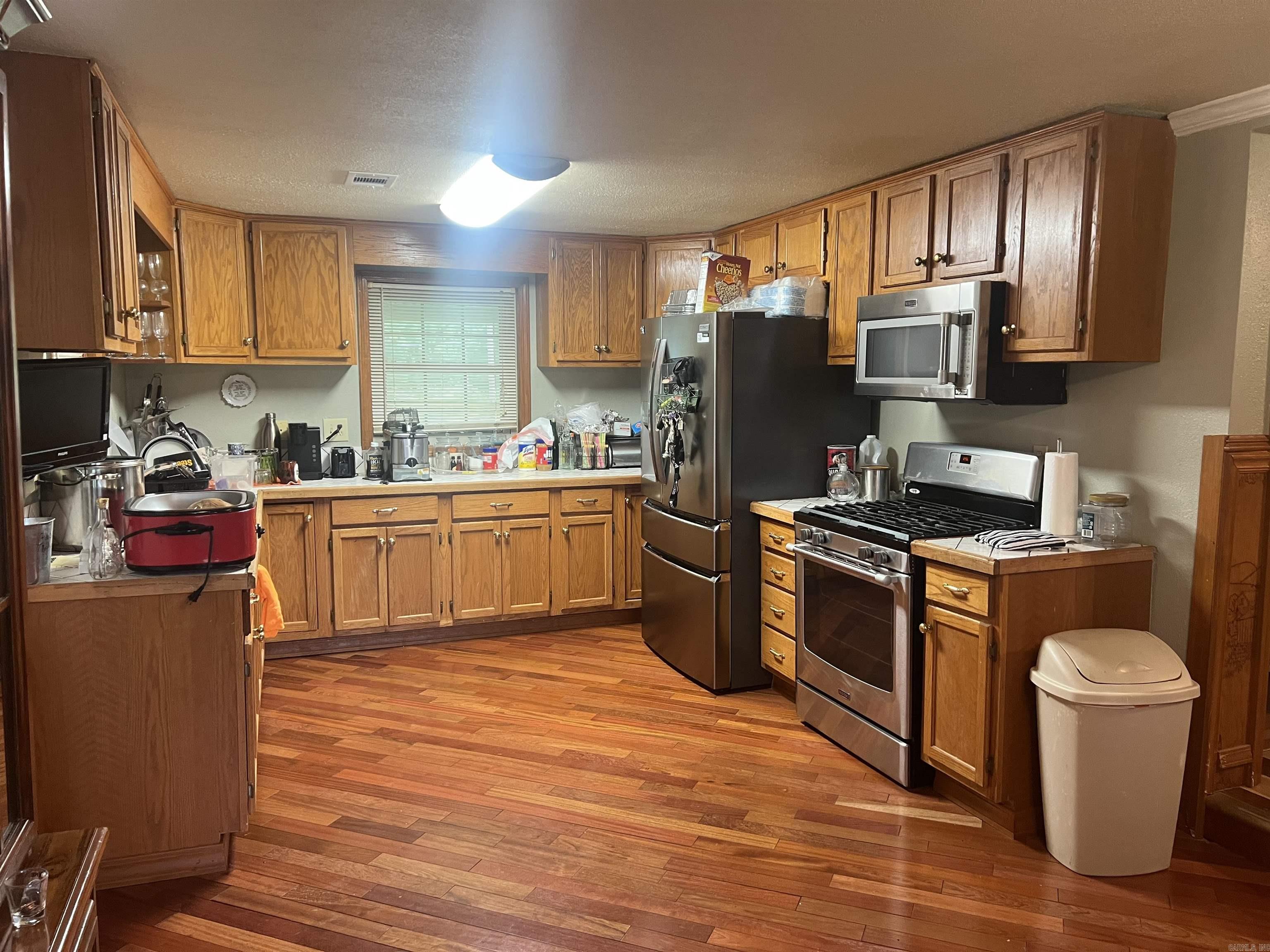 218 N 1st St Madison, AR 72359