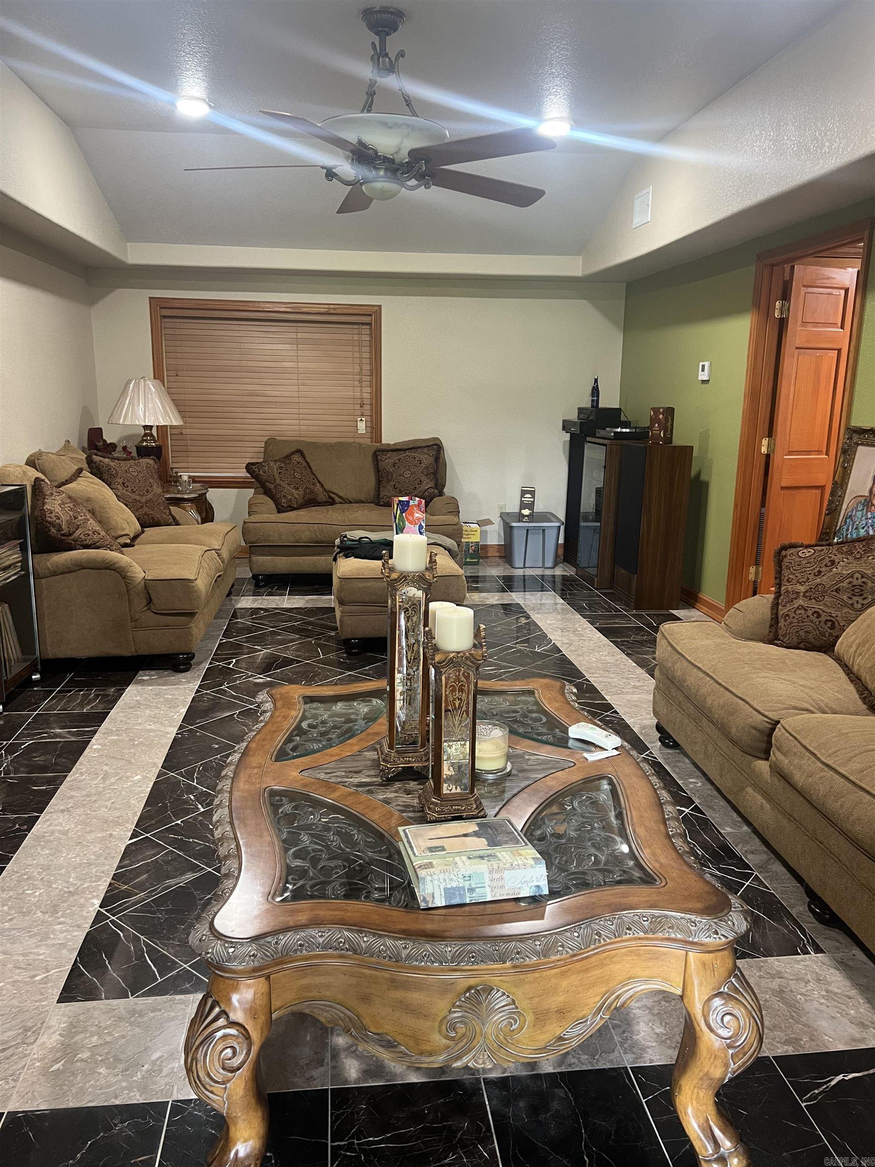 218 N 1st St Madison, AR 72359