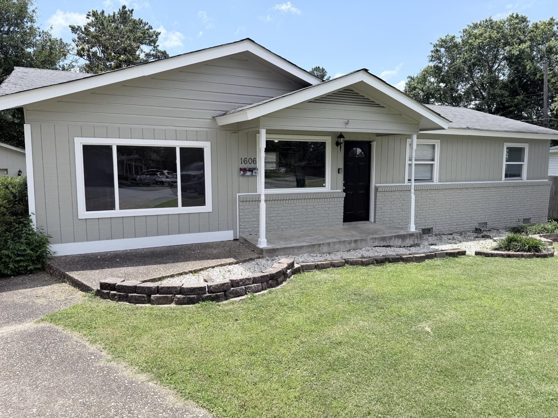 1606 Lariat  Sherwood, AR