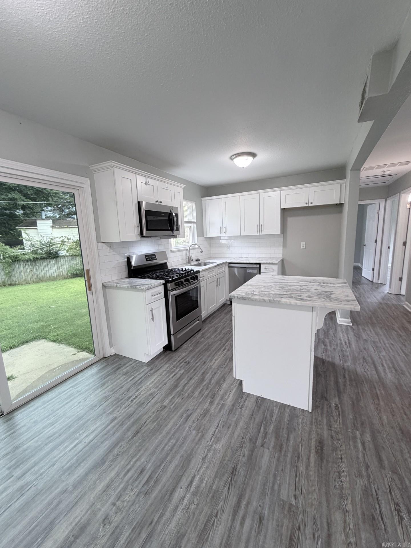 1606 Lariat  Sherwood, AR