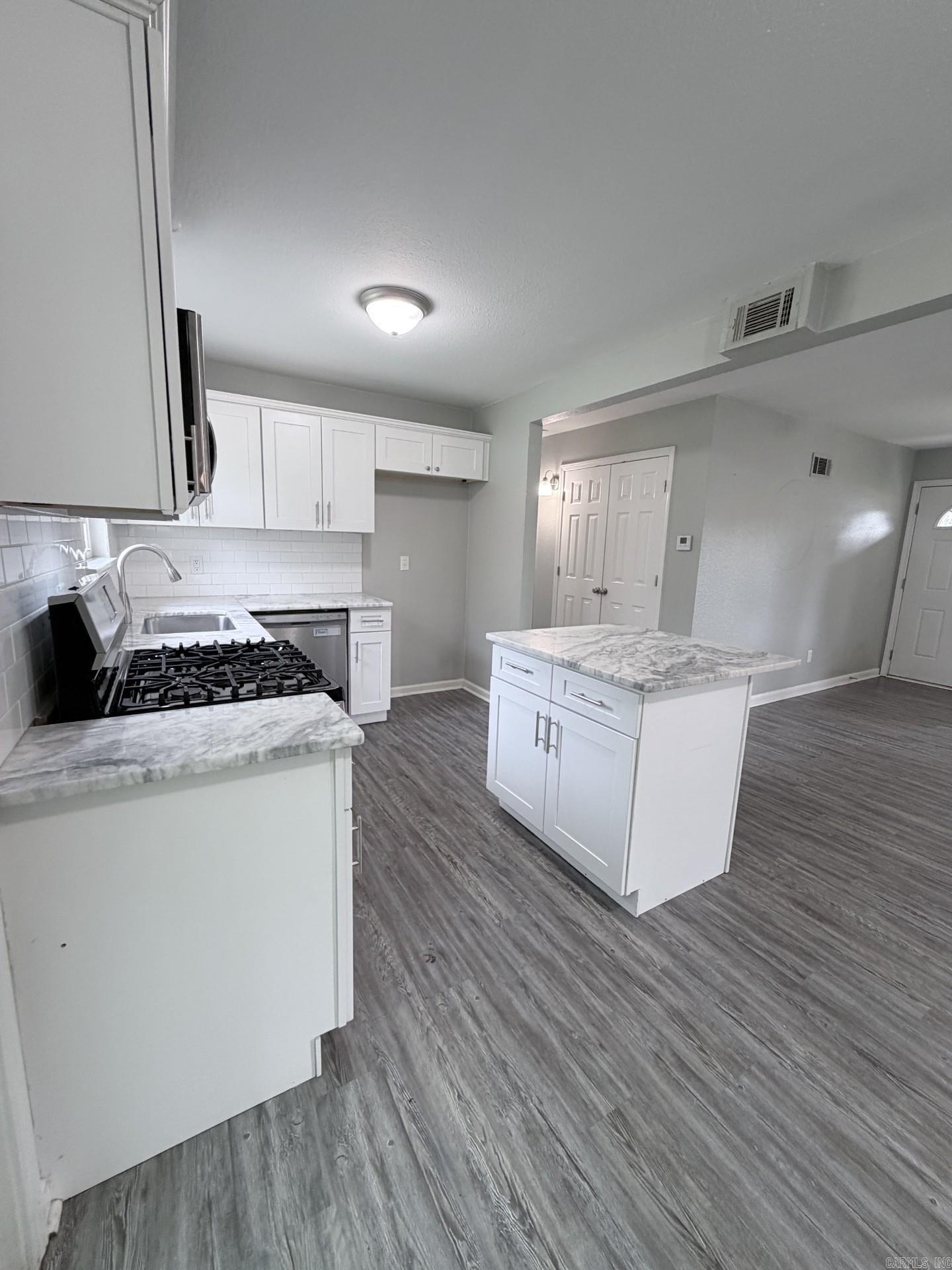 1606 Lariat  Sherwood, AR