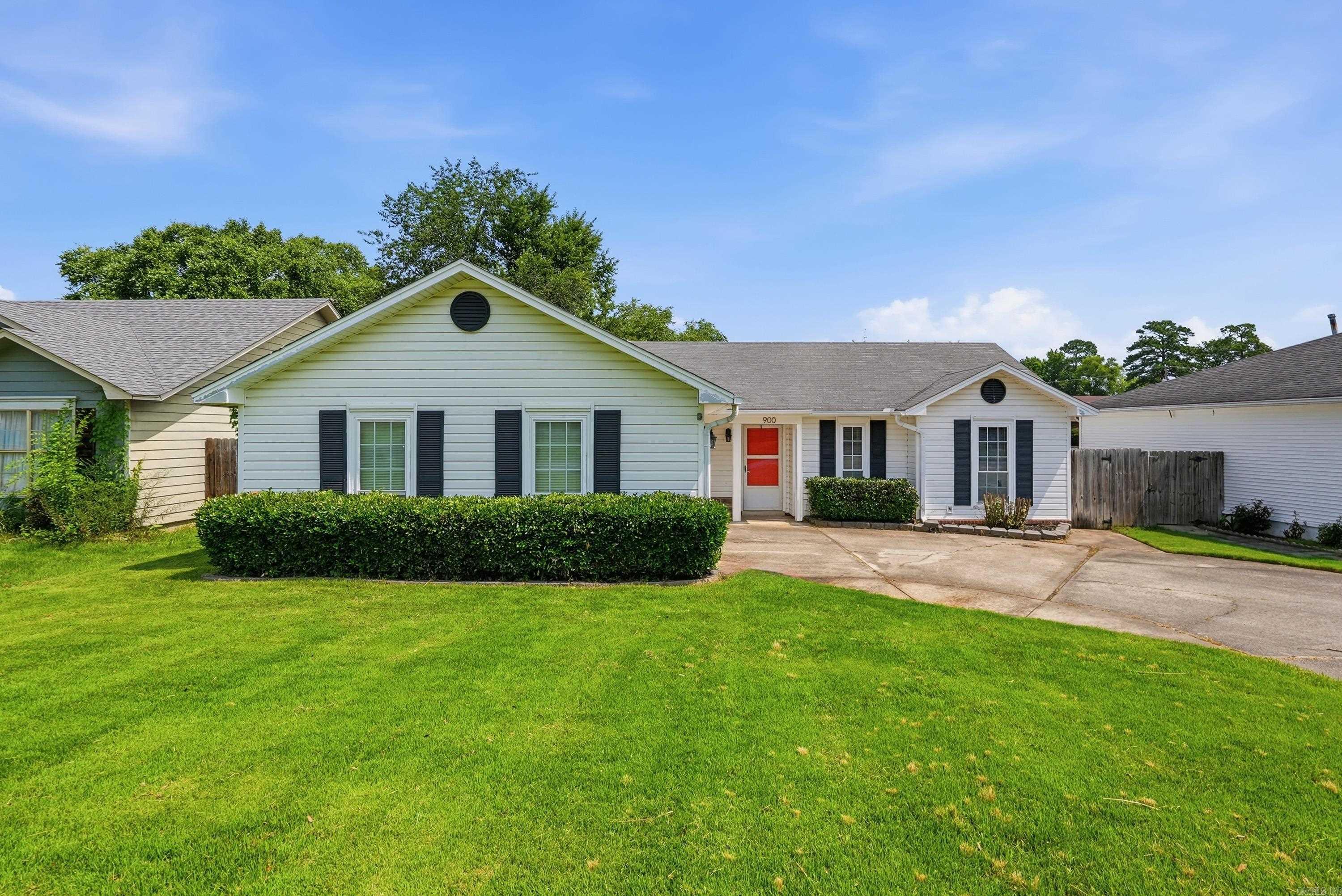 900 Edgewood  Bryant, AR