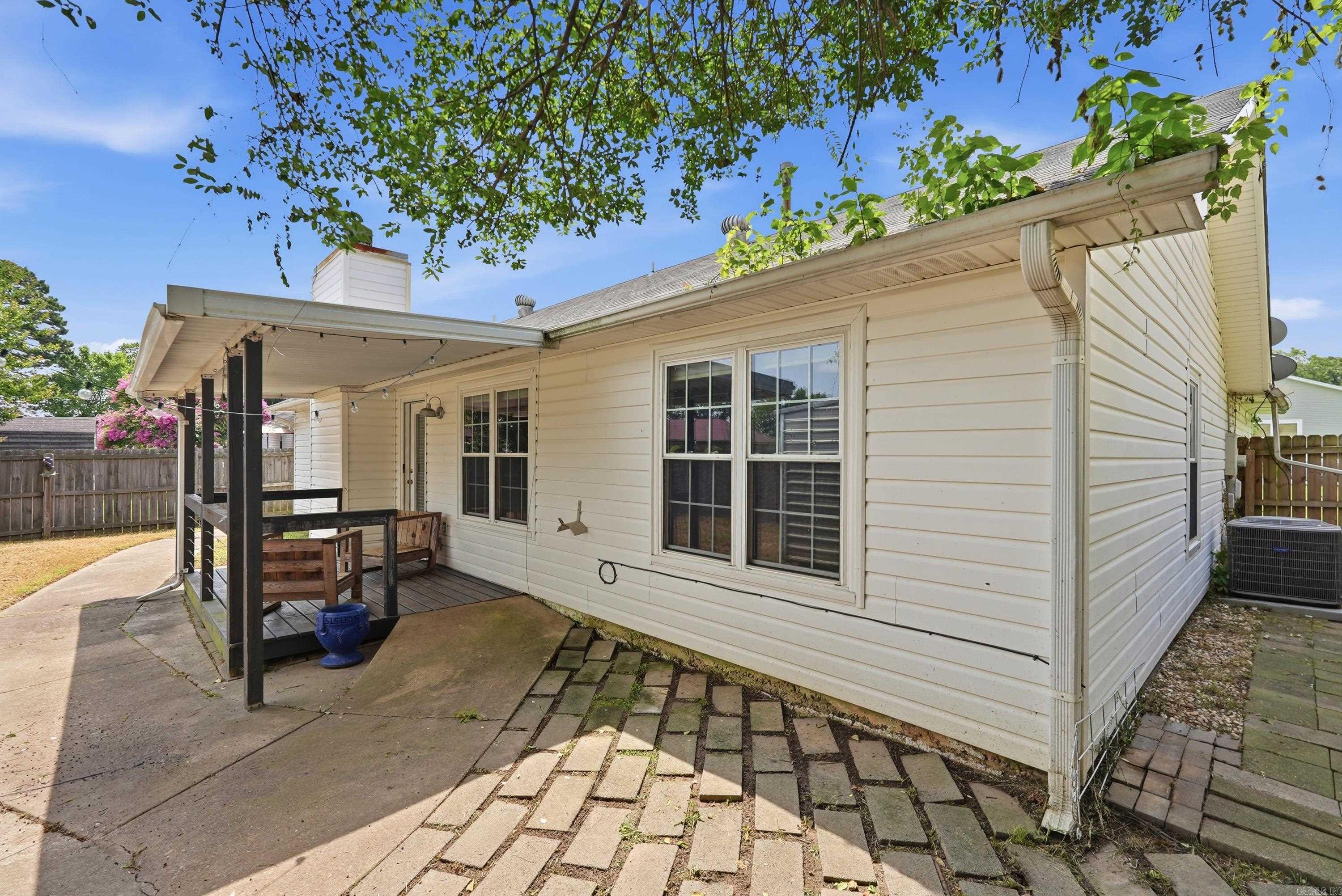900 Edgewood  Bryant, AR