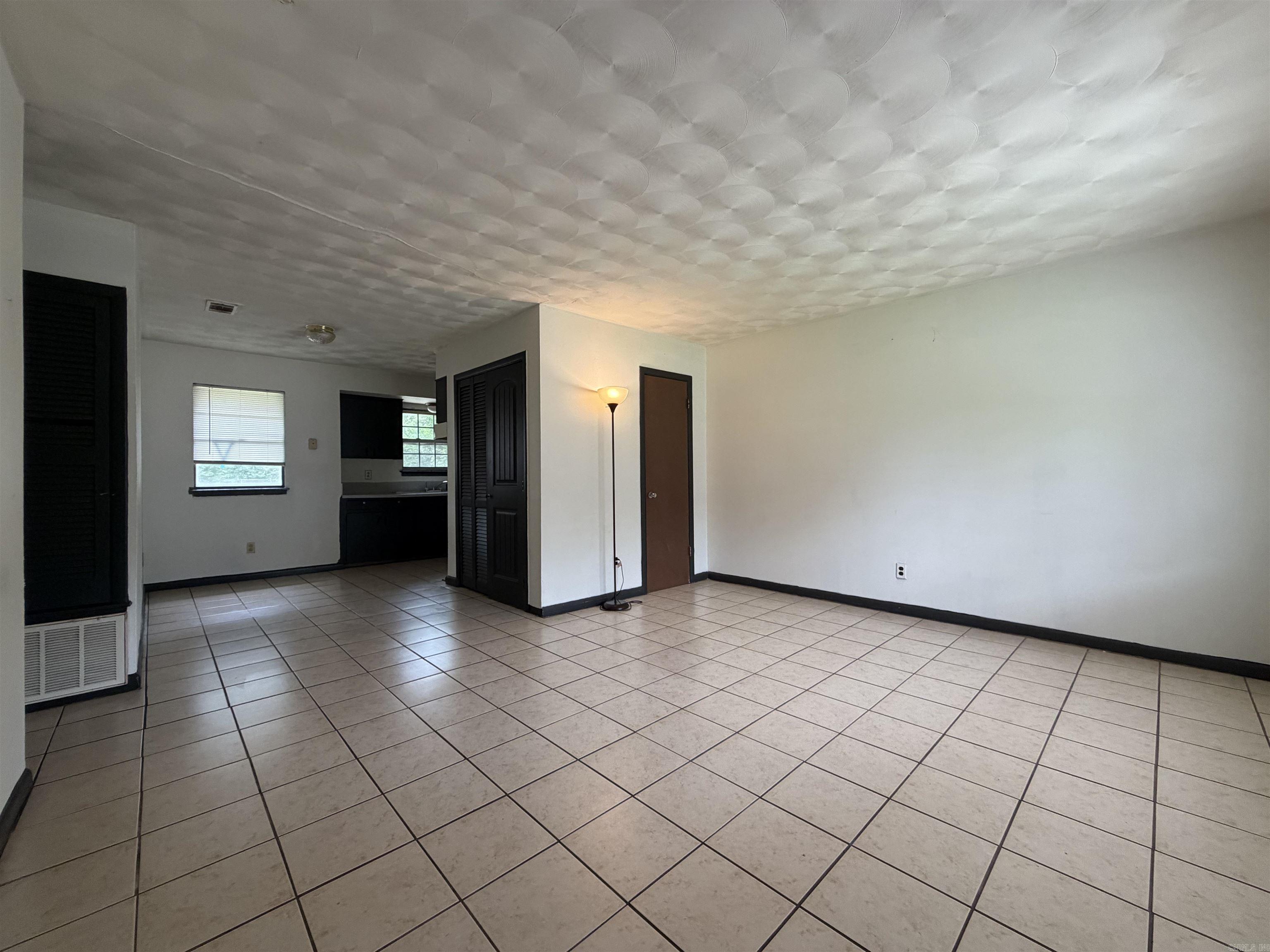 25 Collins Rd  Jacksonville, AR