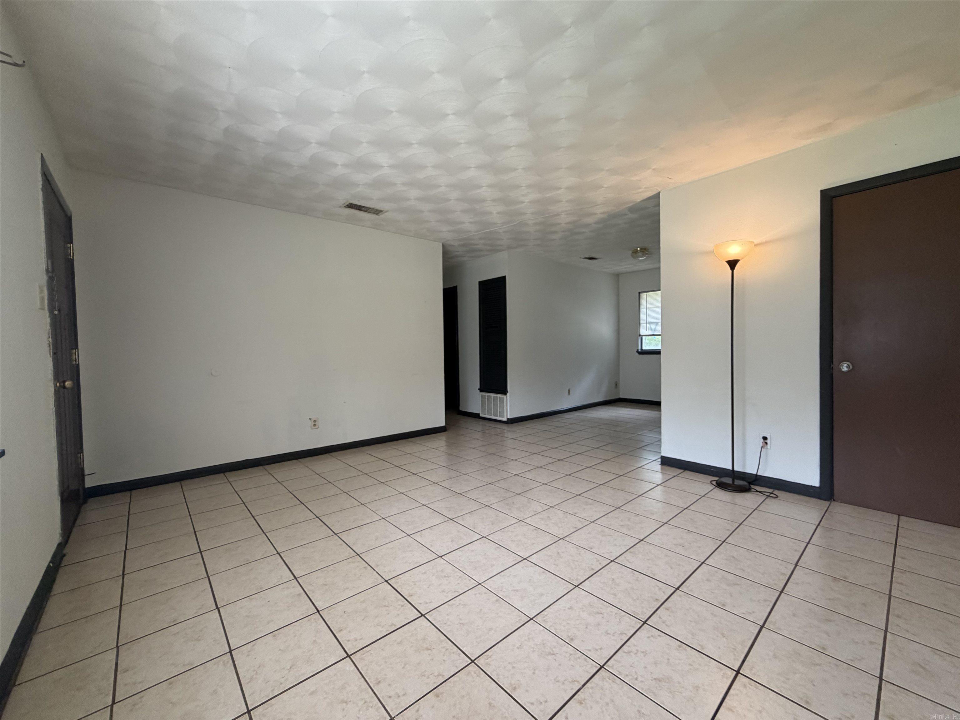 25 Collins Rd  Jacksonville, AR