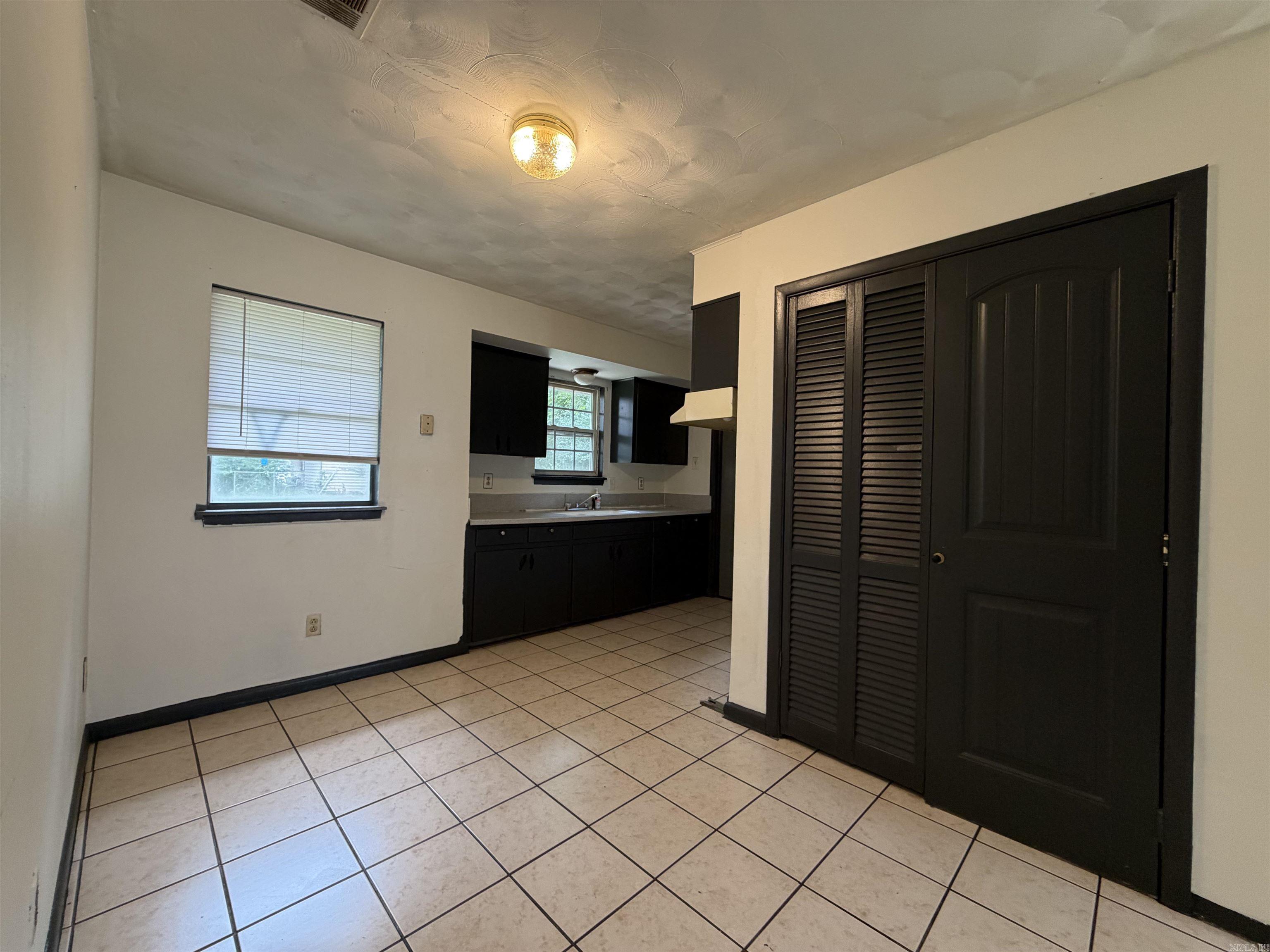 25 Collins Rd  Jacksonville, AR