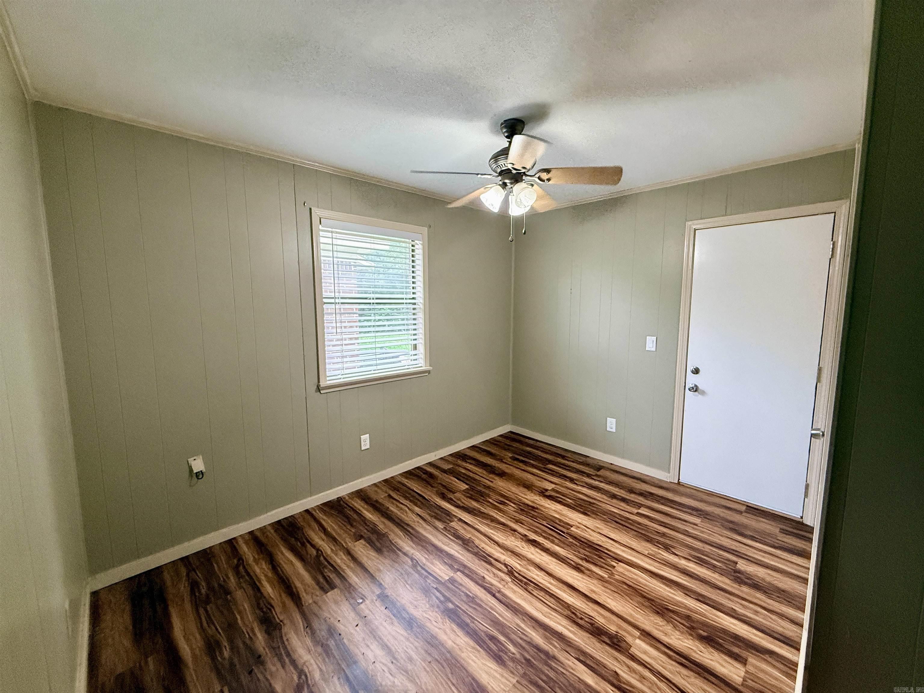 438 Helen St  Conway, AR
