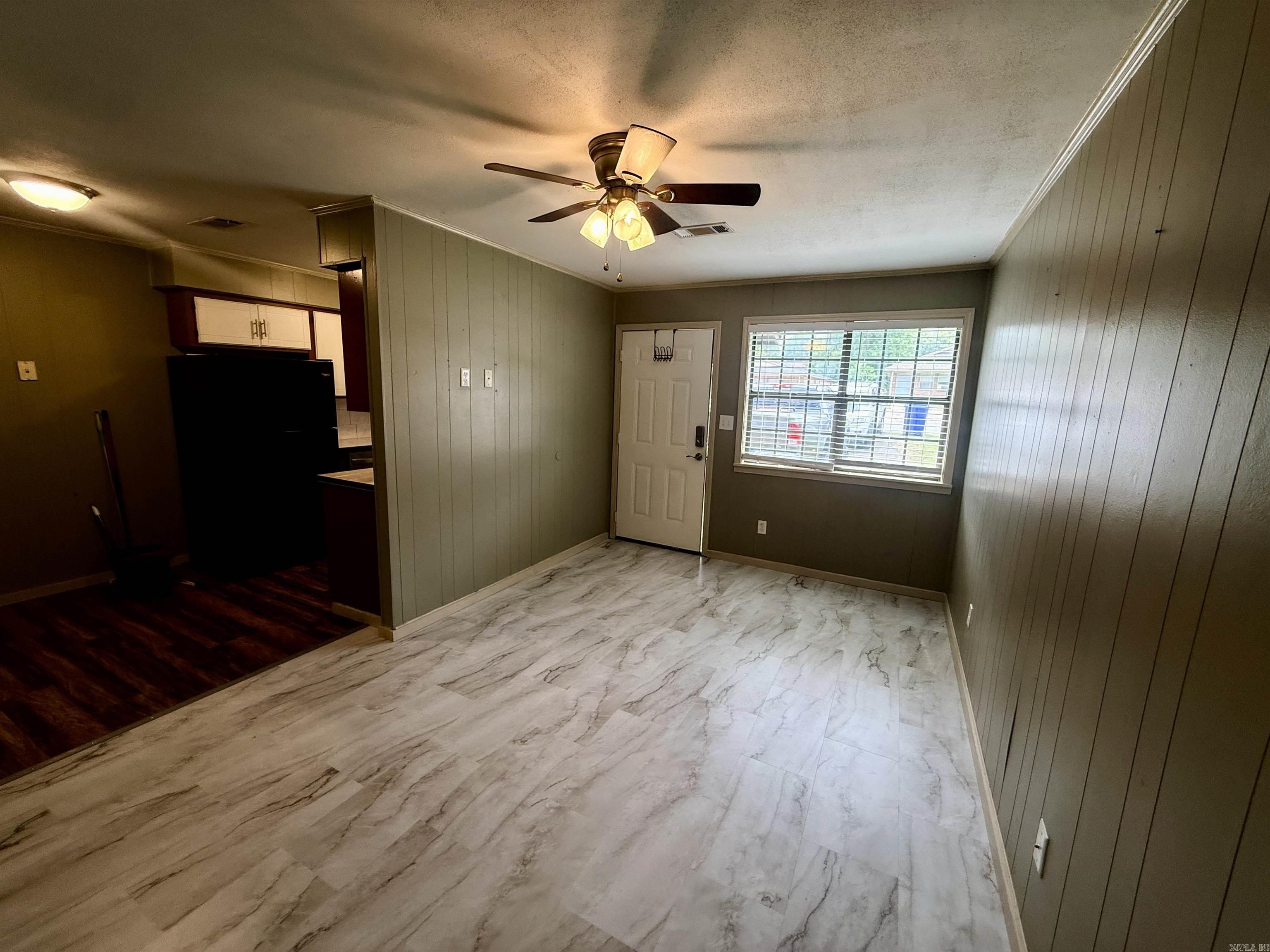 438 Helen St  Conway, AR