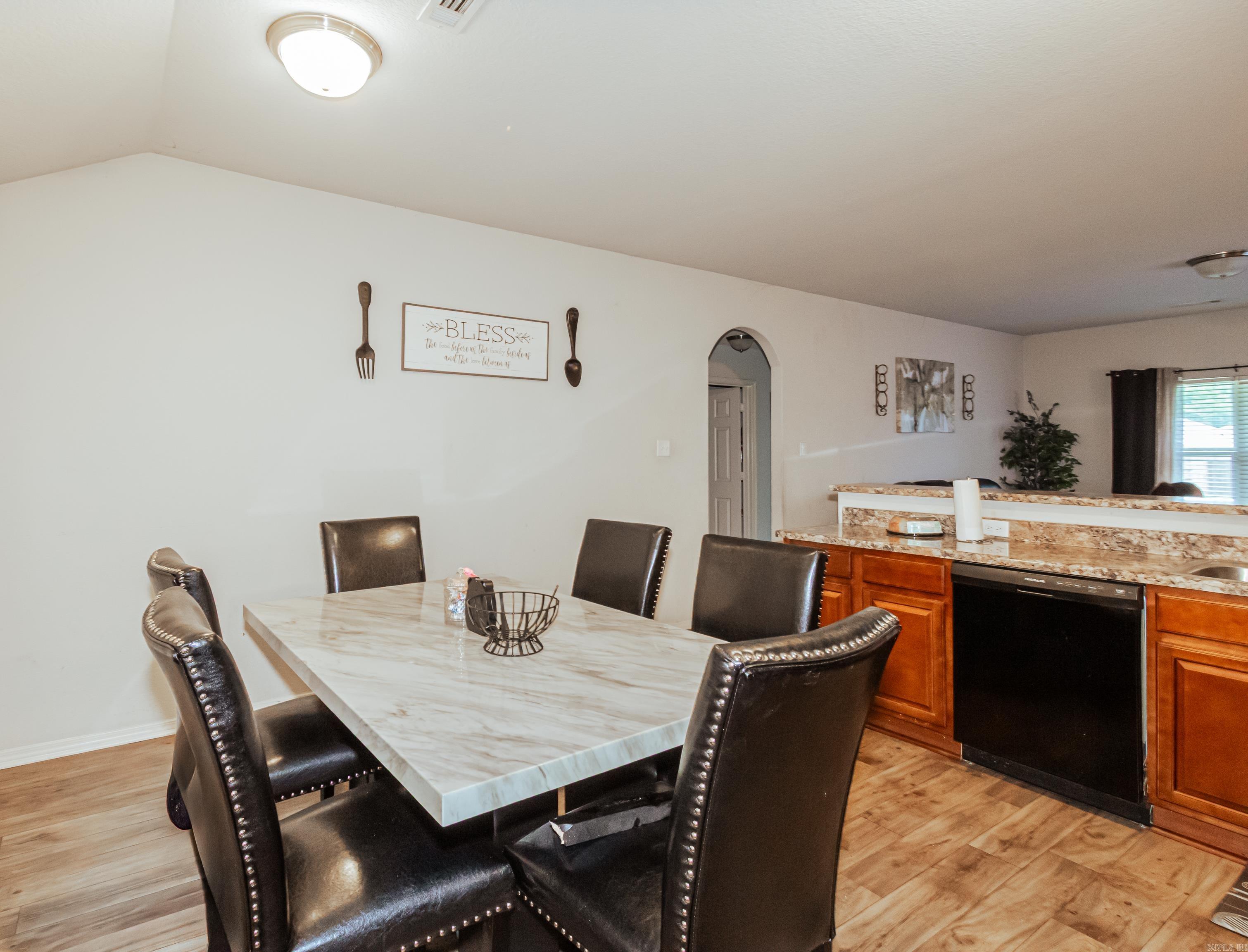 6081 Saddle Hill  Shannon Hills, AR