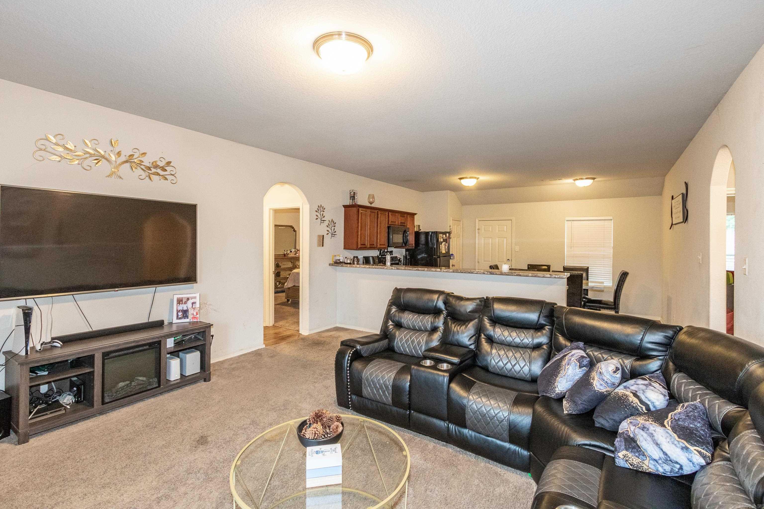 6081 Saddle Hill  Shannon Hills, AR